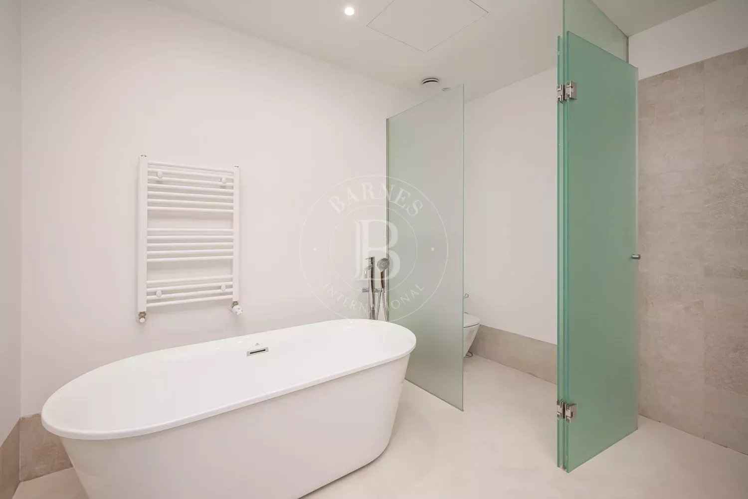 02a8ef1a3ece057bd5703ea2ff5a3cfe 2311f46629 1500 original - Attribut alt par défaut.