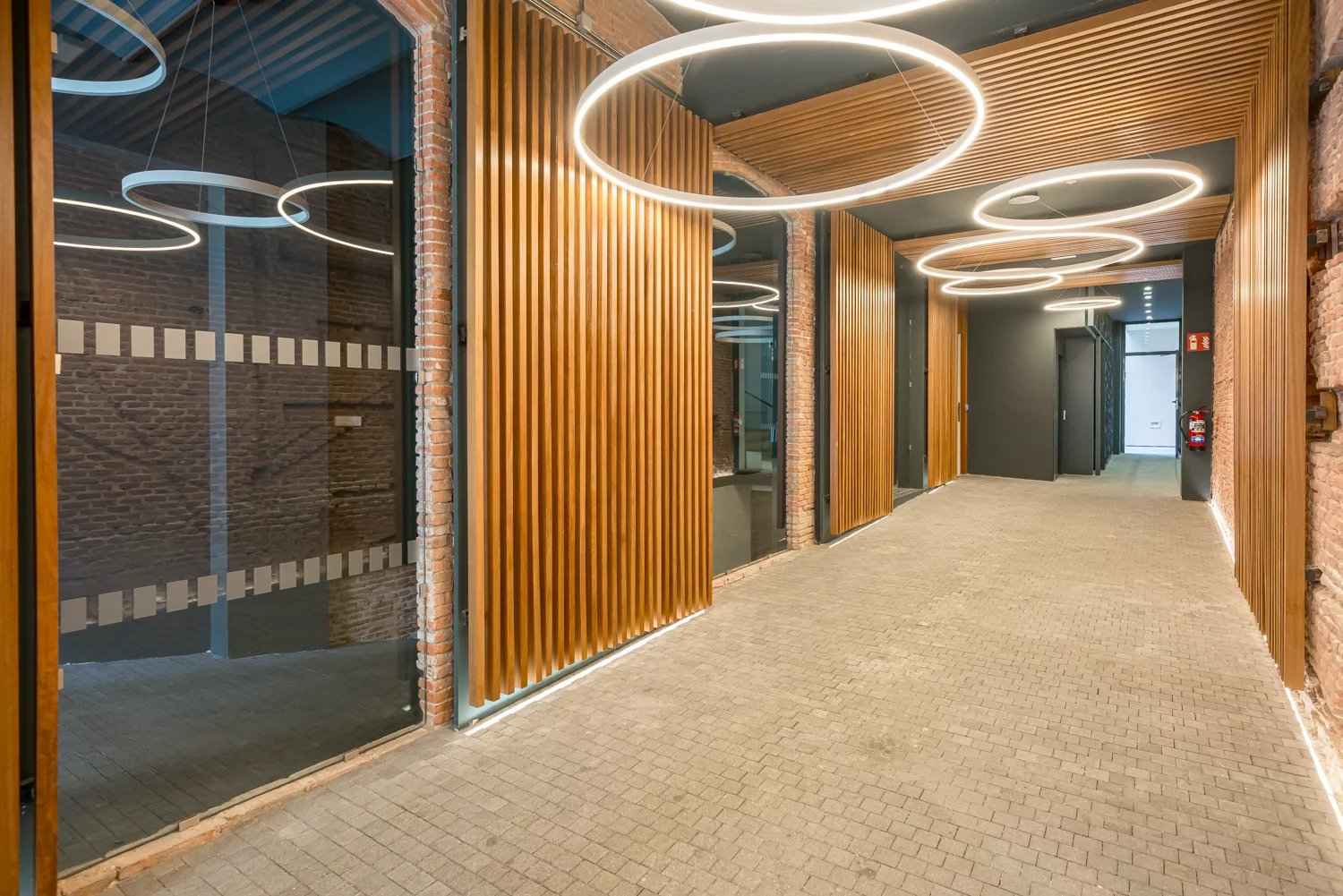 5614c6a8ff301f7cb89c6aa577266ac8 931babe3d2 1500 original - Attribut alt par défaut.