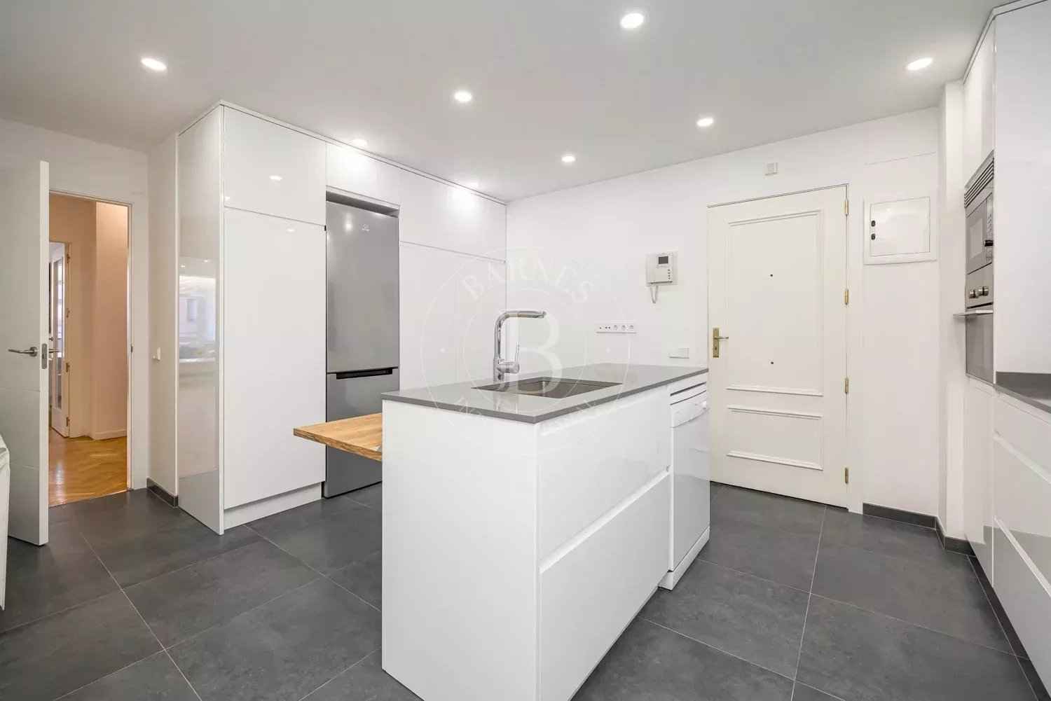 D386b162b9598f621125d87db94fc1e1 0f1f523167 1500 original - Attribut alt par défaut.