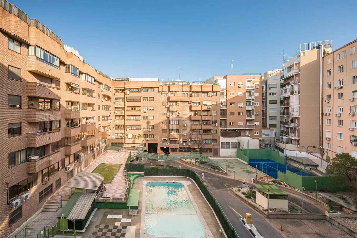 E2fc4f7a70613cfcfd435f8277d362f2 11826e1f93 1500 original - Attribut alt par défaut.