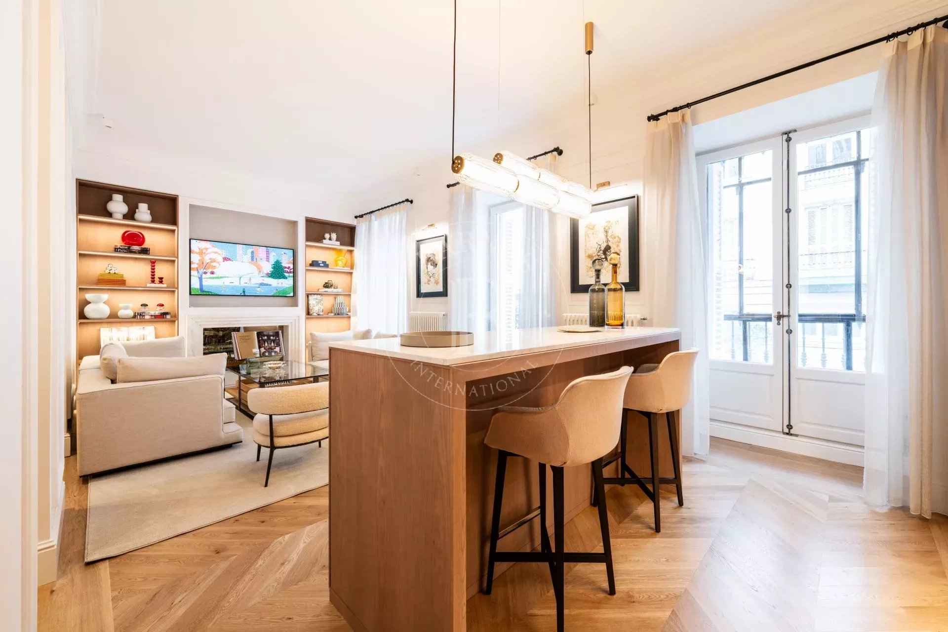 9d7bbed93faeaa7f0519fec927040ec2 45784f8aef 1920 original - Attribut alt par défaut.