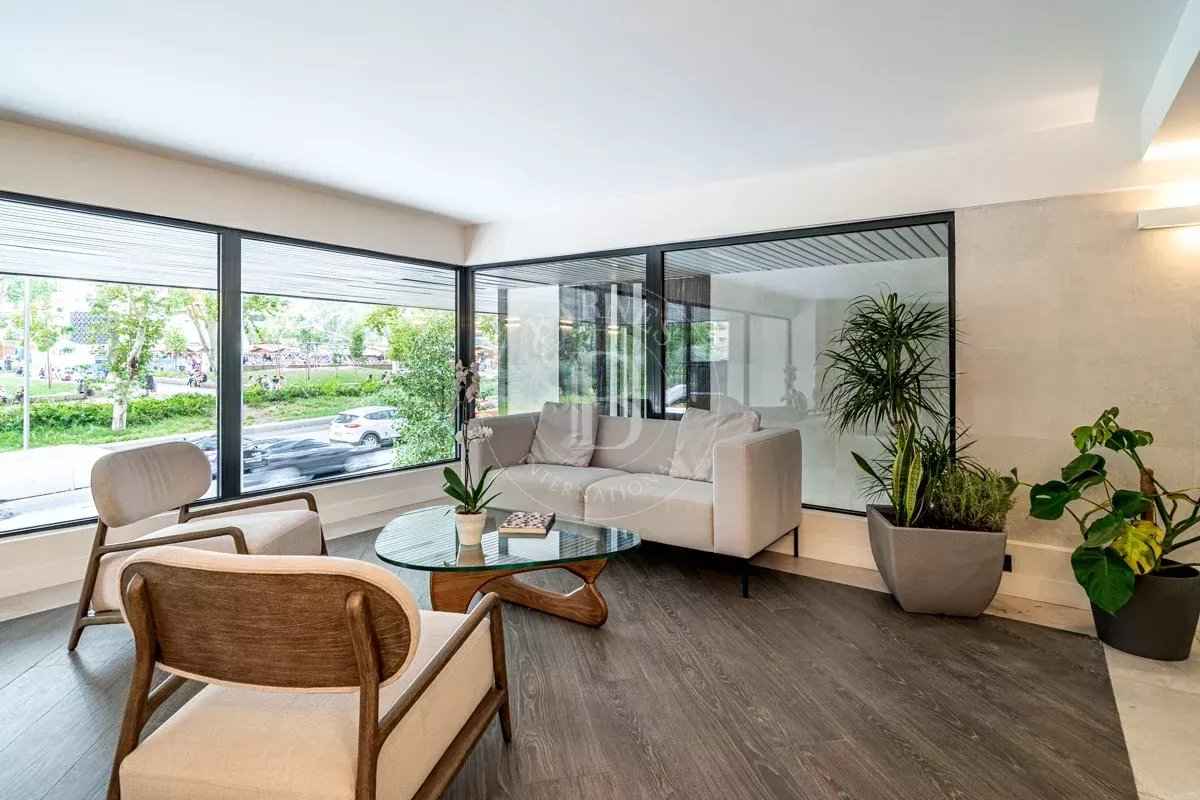 918fe493a519b3af15964a7c72d5bc7d 36e53387cb 1200 original - Attribut alt par défaut.