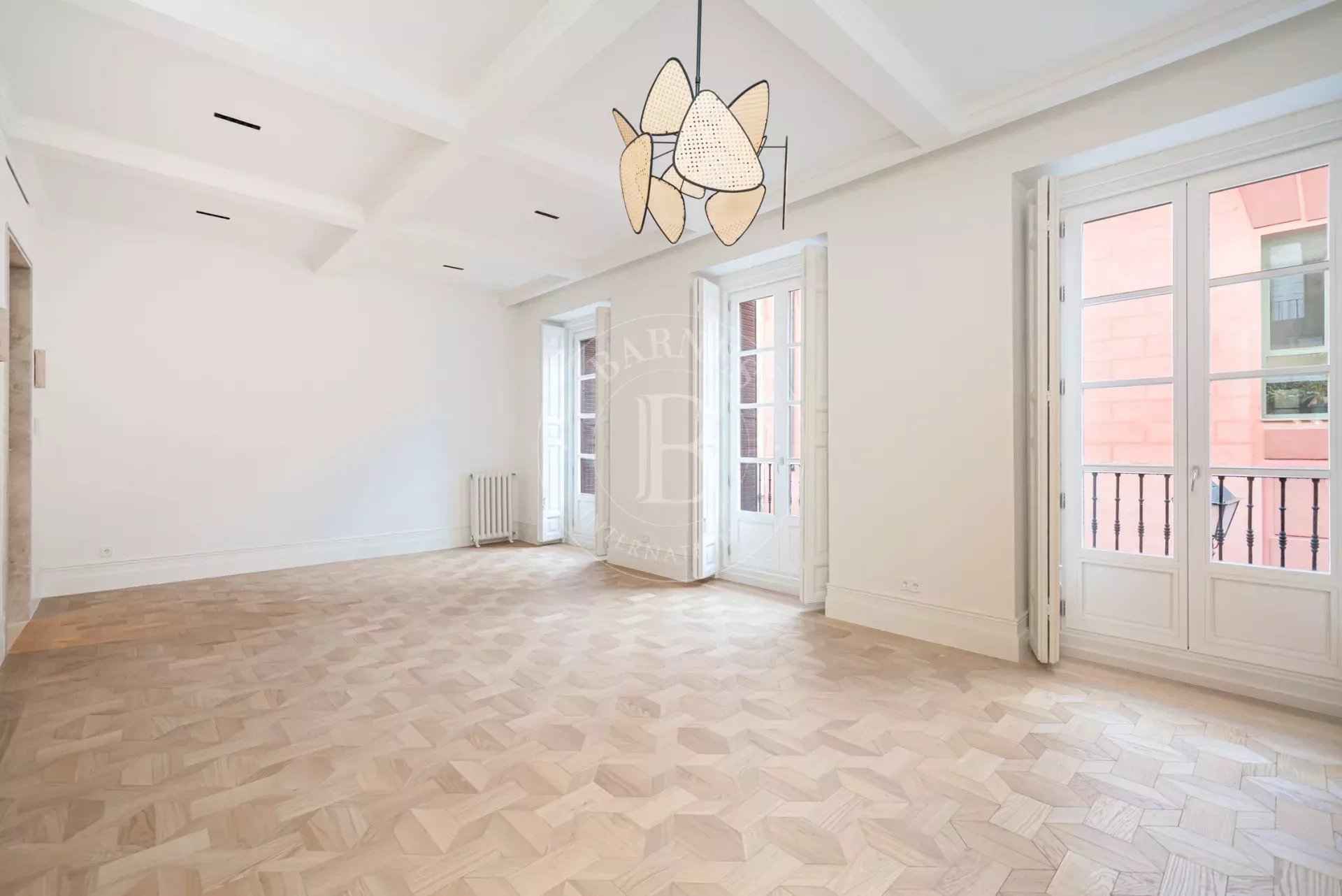 0dac85e87fbbc26a80b625b9b70e500e 33e433882b 1920 original - Attribut alt par défaut.