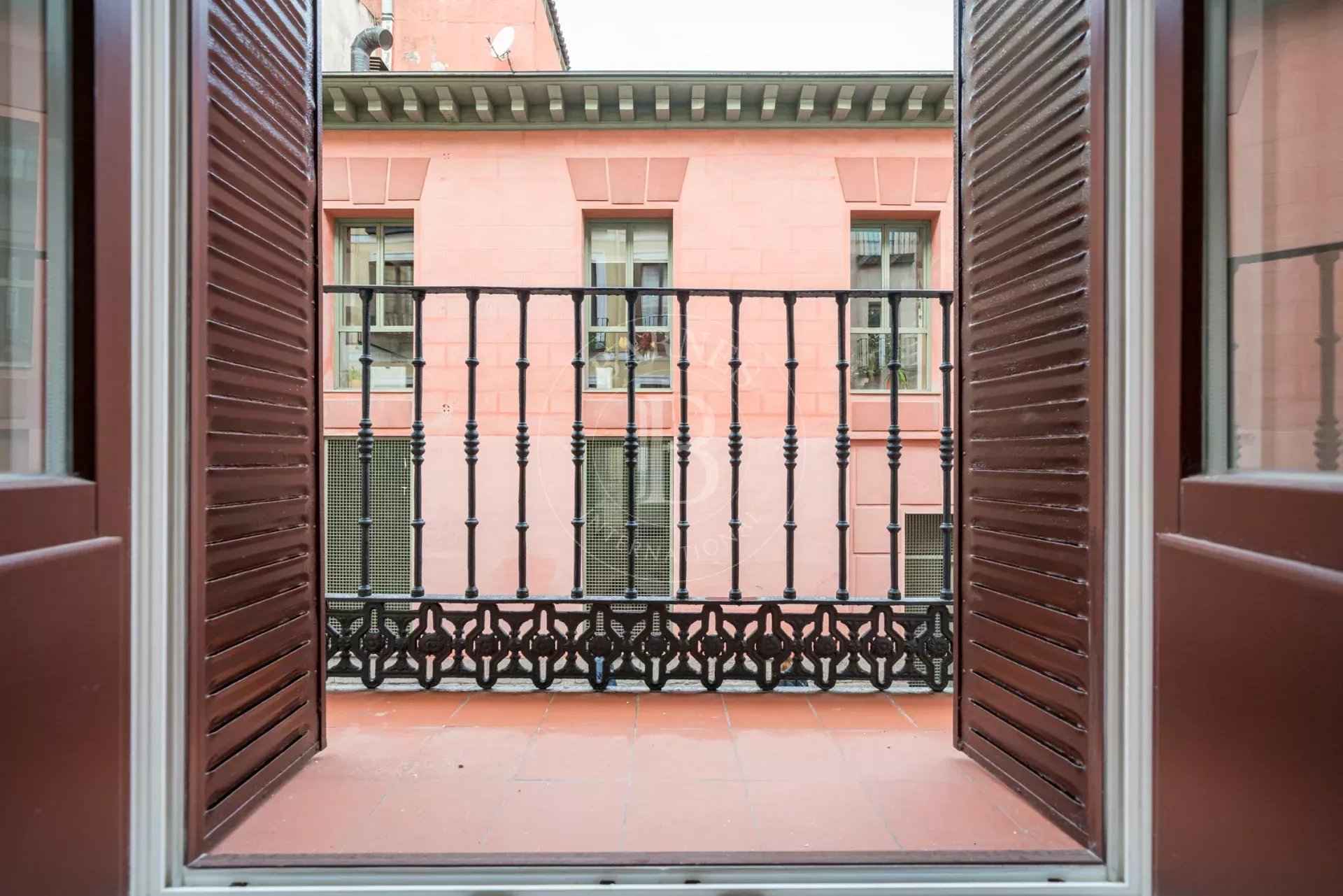 D949d7ad62405bd7d13c2a7cdc125d84 0c8203e02c 1920 original - Attribut alt par défaut.