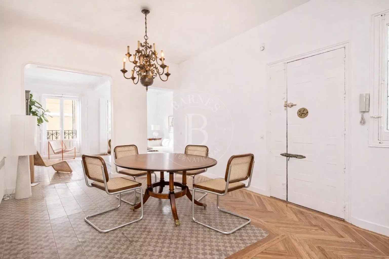 749abbe3460997a62ca757ef0c2a4243 048cb697ff 1536 original - Attribut alt par défaut.