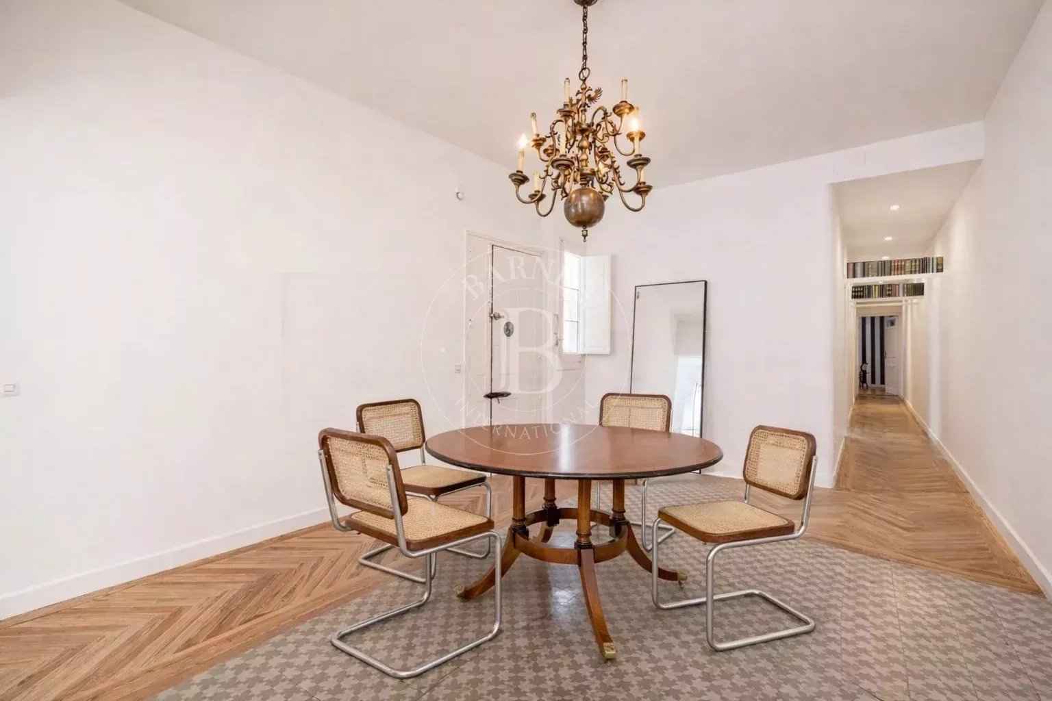 6c2ec410d027b27fe7e8358db6b4937b 6848666923 1536 original - Attribut alt par défaut.