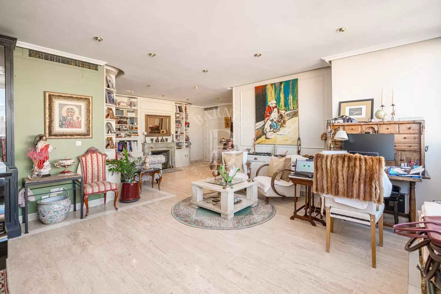 85fa07cd4a774bc96ef3157255fea8fa 7aa183087b 1500 original - Attribut alt par défaut.