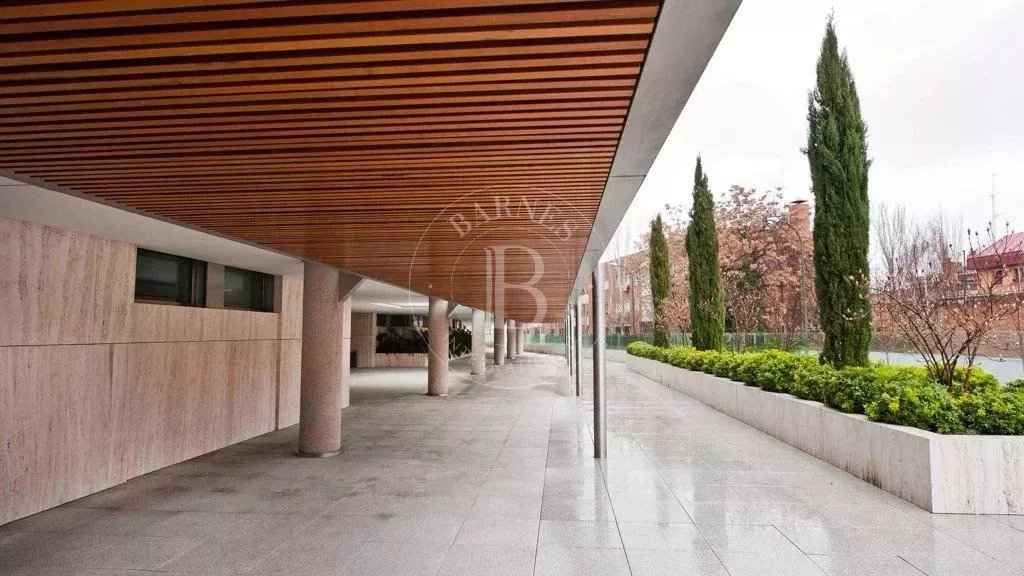 17ded51713e03e91e72cb4330c928f3a 848b2a48e7 1024 original - Attribut alt par défaut.