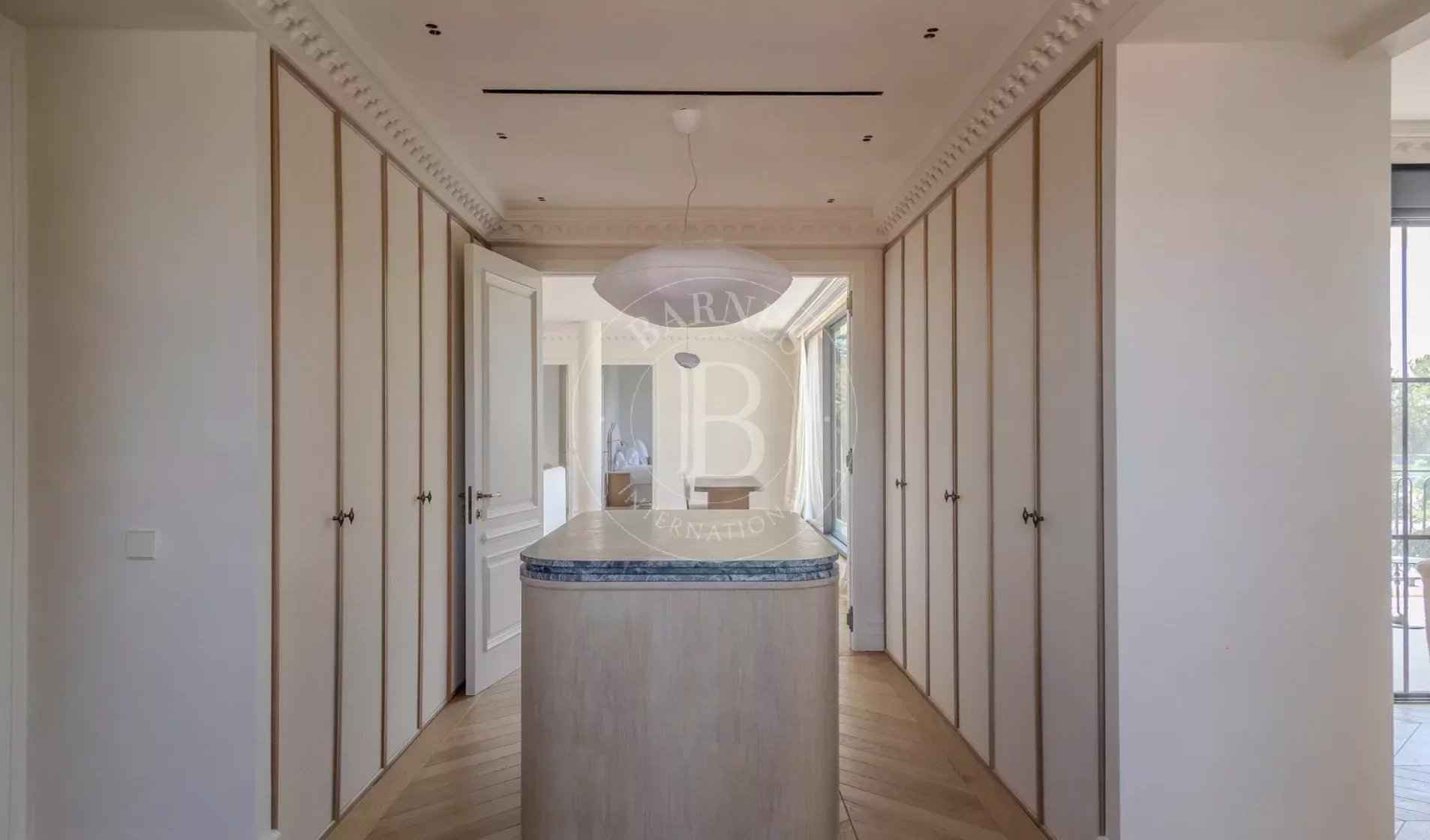 4bc2223a9c76ca2996a11d8e9f1f1d61 e00b3b4dca 1906 original - Attribut alt par défaut.