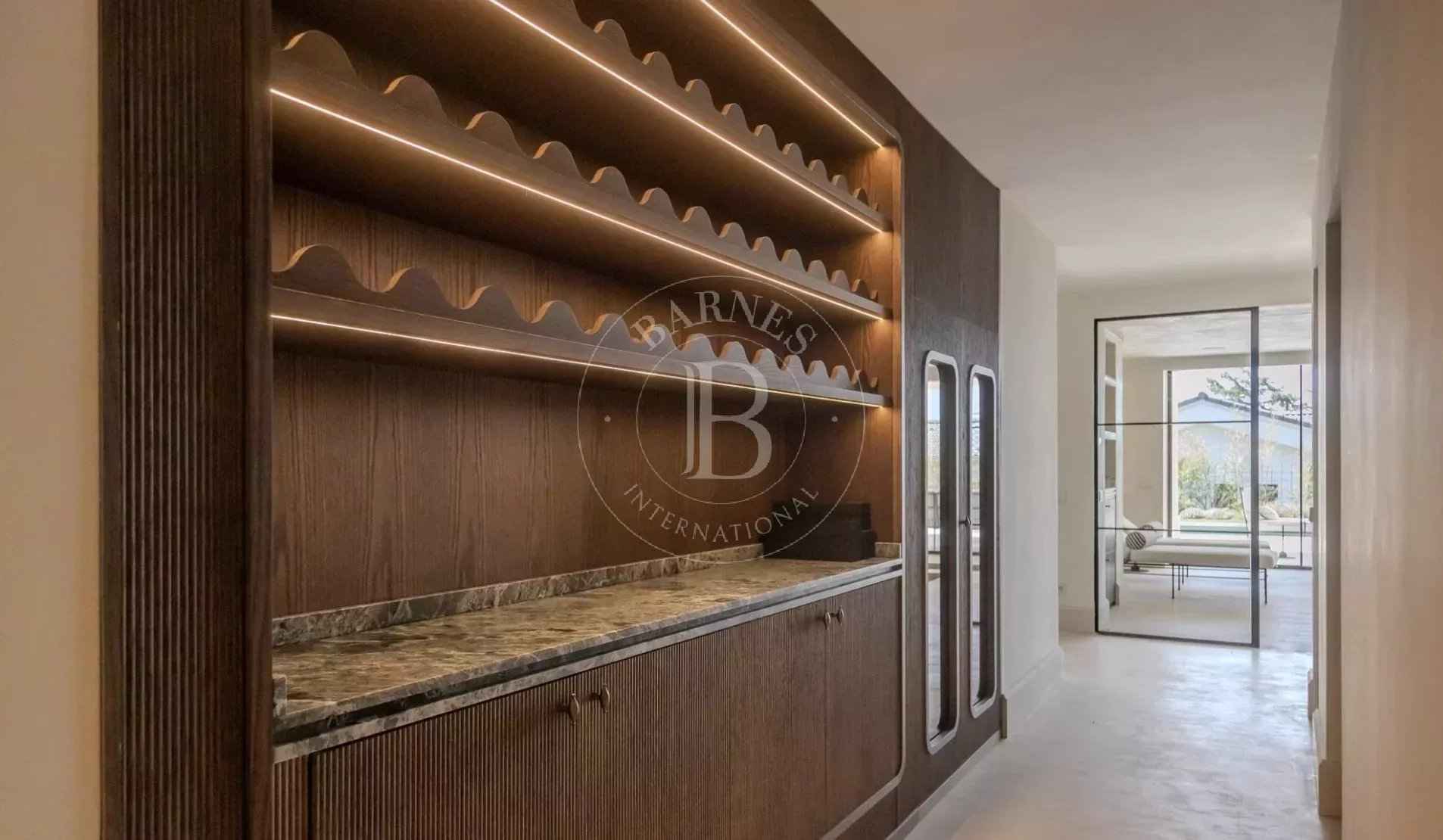 Eca81913de744914aff319e2b7f09e87 1eaf14a526 1906 original - Attribut alt par défaut.