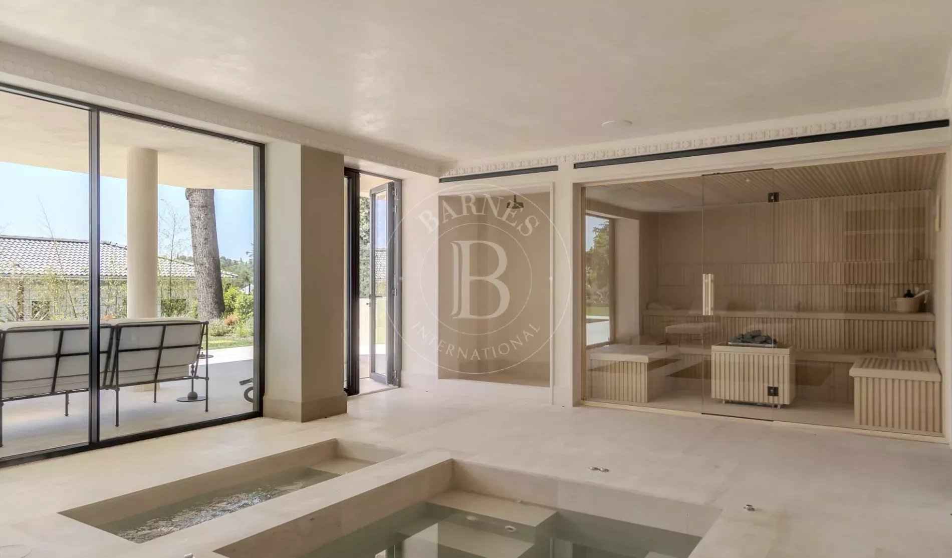 F9389c8c338444cad1ff1aa5798f7545 1d822c986c 1900 original - Attribut alt par défaut.