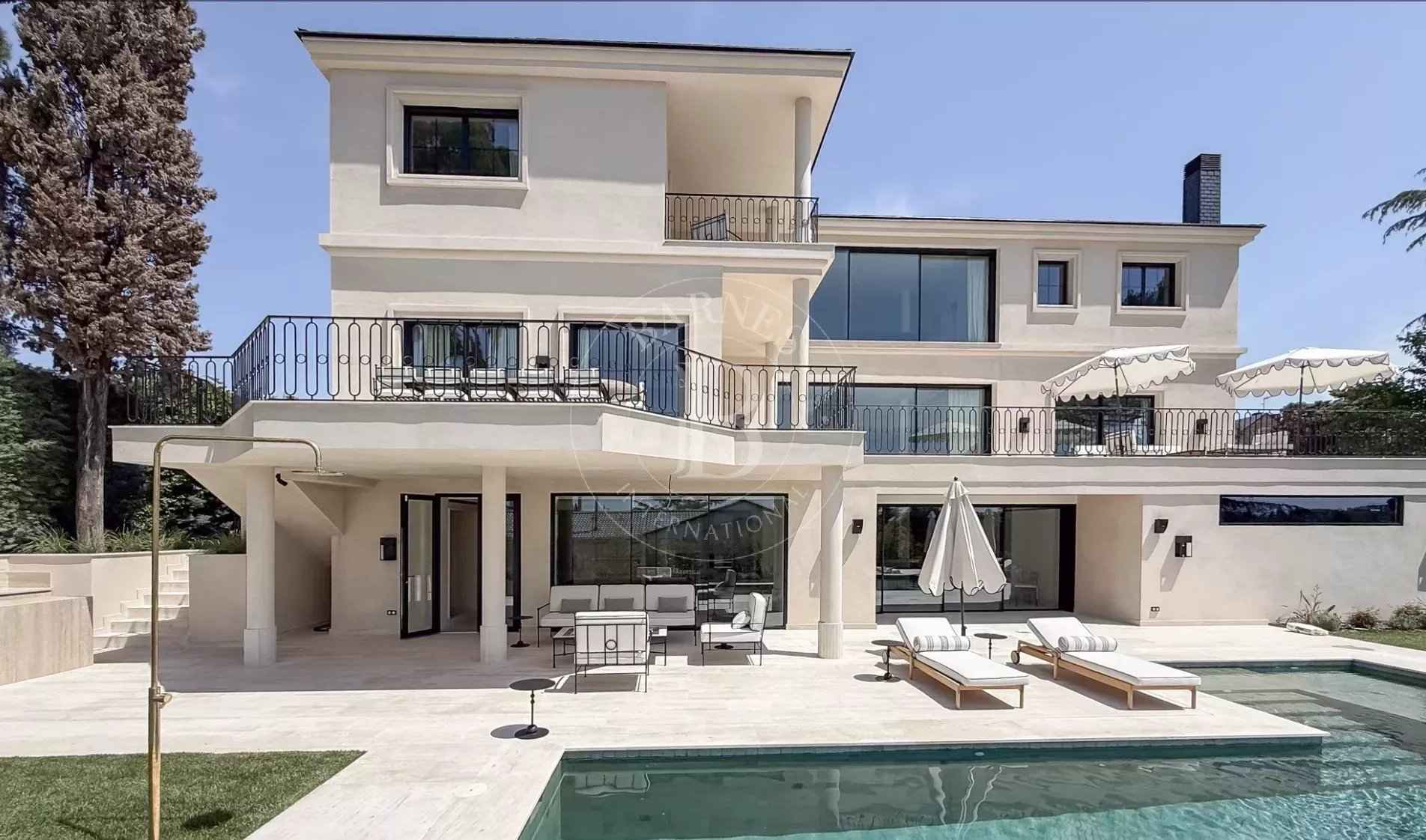 043b70d74d6002c059cf5d95c4fca725 d89f61fdab 1904 original - Attribut alt par défaut.