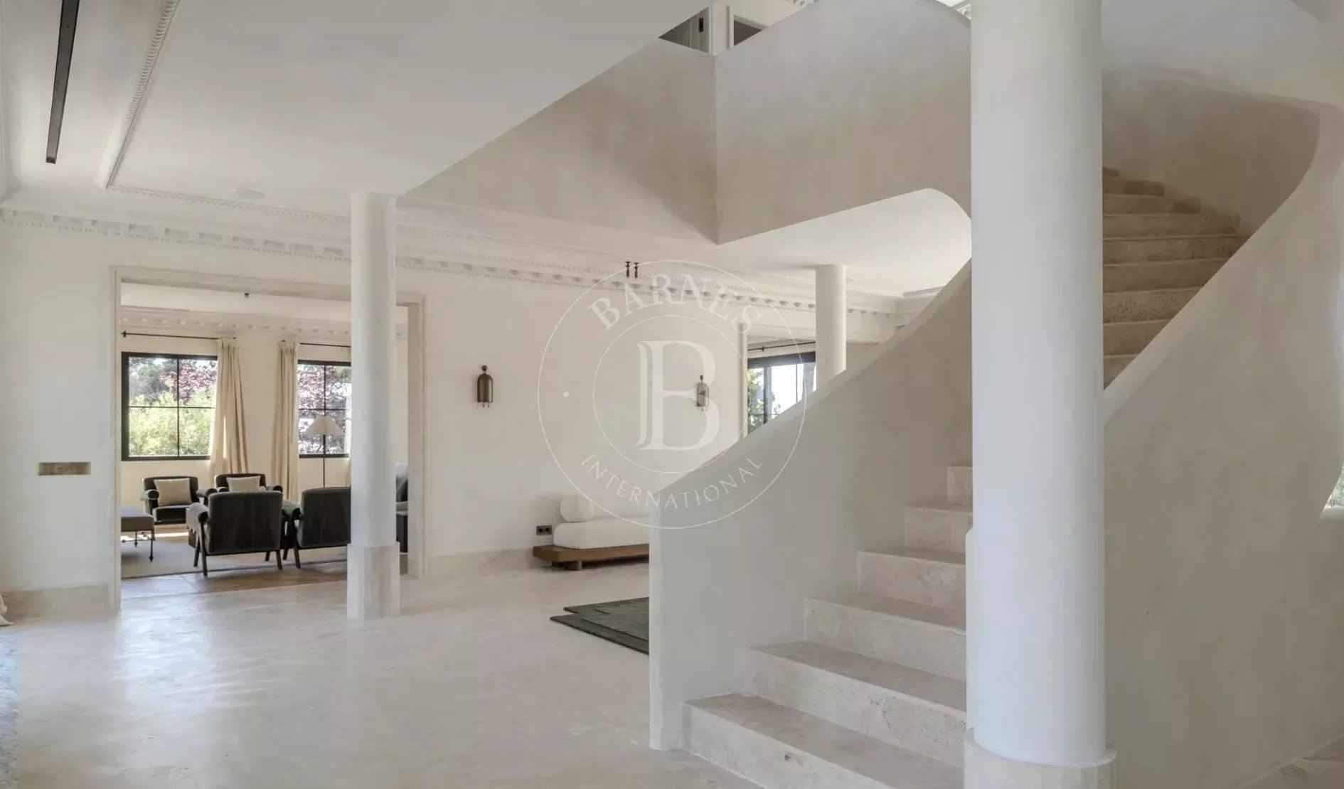 73d8d7968dde78e782b7d4f48d264d80 66e305b679 1890 original - Attribut alt par défaut.