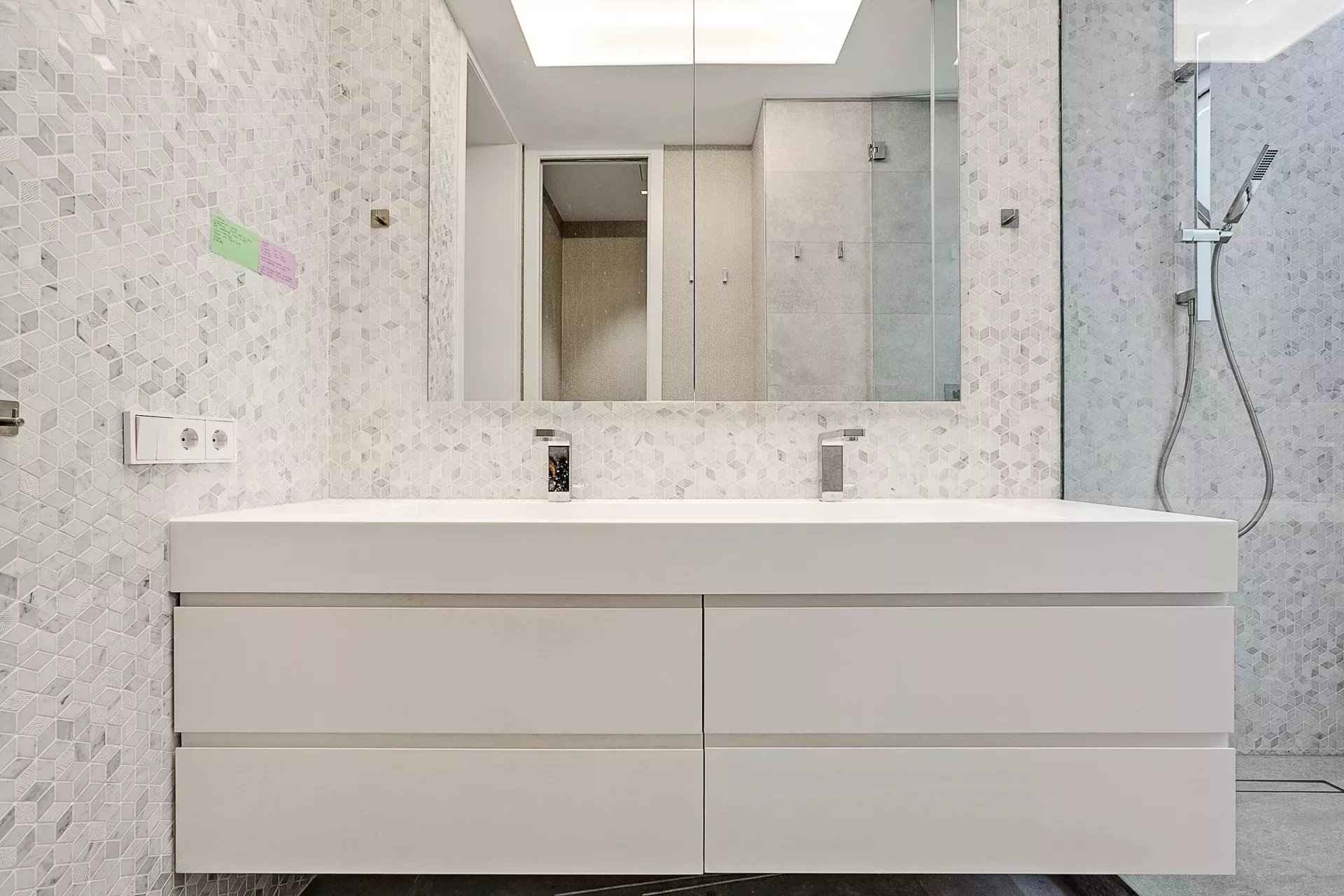 E356385589748e39c4ac1ba390f77e3b f7457bd02a 1920 original - Translation missing: en.helpers.application.image_tag.default_alt