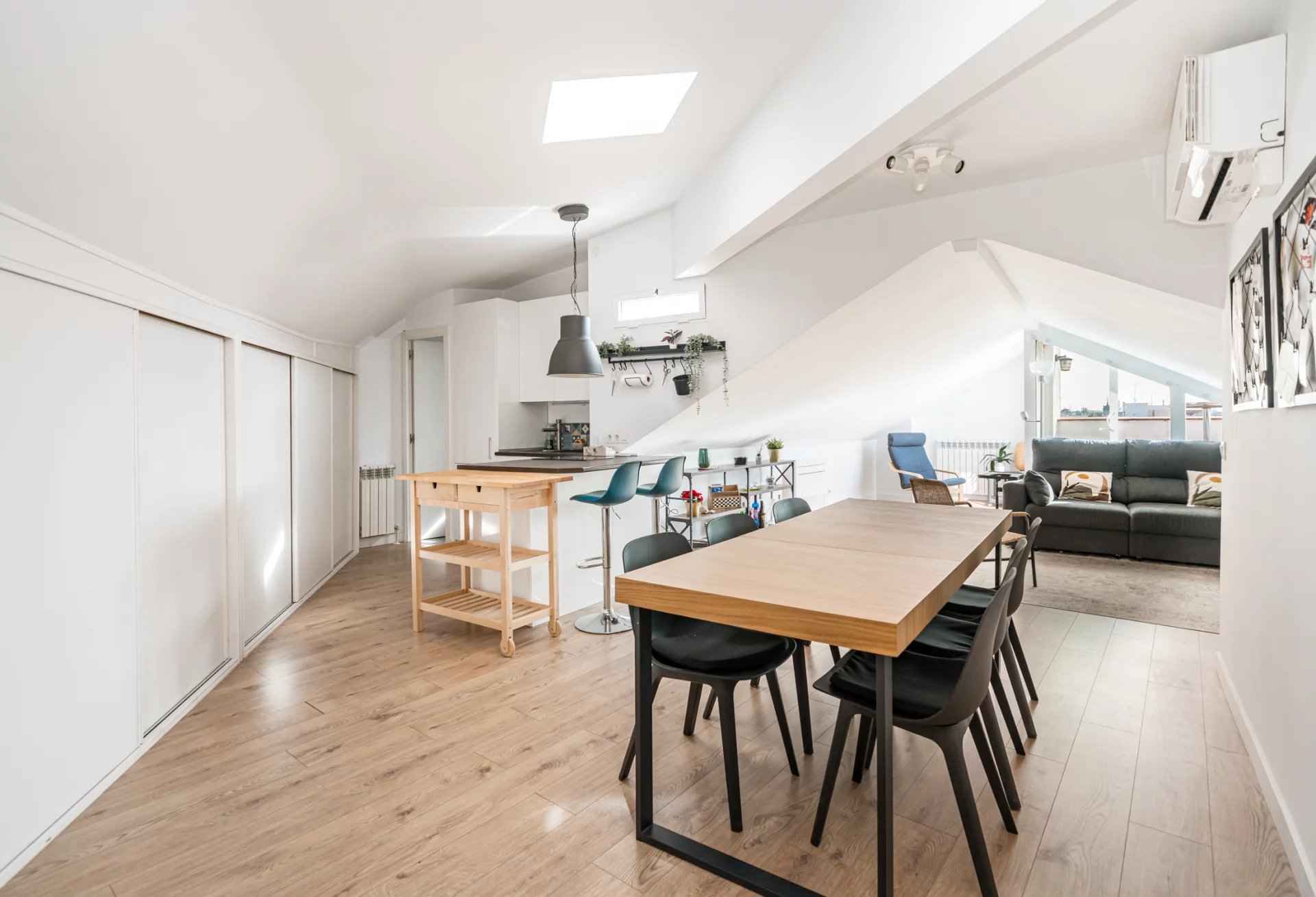 6ee8d3ed8b2e3bdb56d26b273b4d2397 c1cda944b7 1920 original - Attribut alt par défaut.