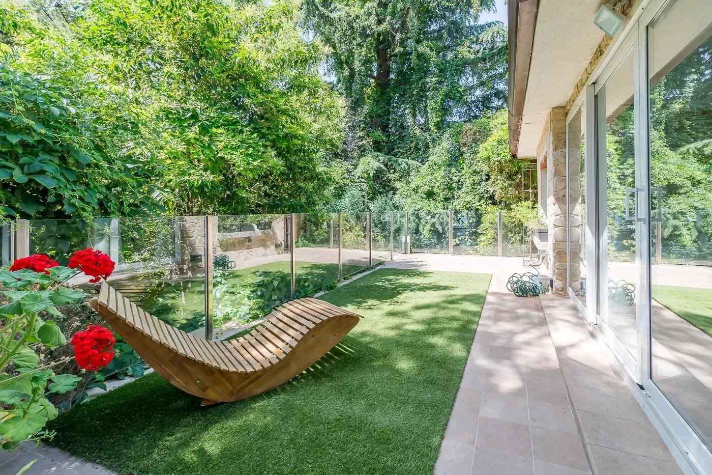 E0b8d4c134cad47659dac94cfc00949d dc76971d3f 1400 original - Attribut alt par défaut.