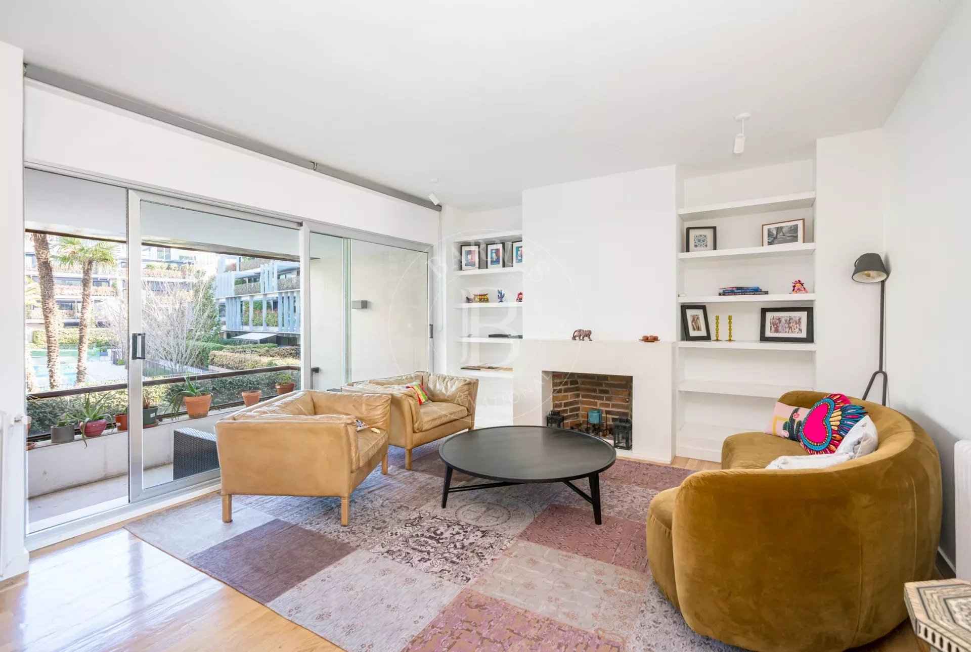 A78b7b7c0be07c419618dc2d94e049af 6badb710d1 1920 original - Attribut alt par défaut.