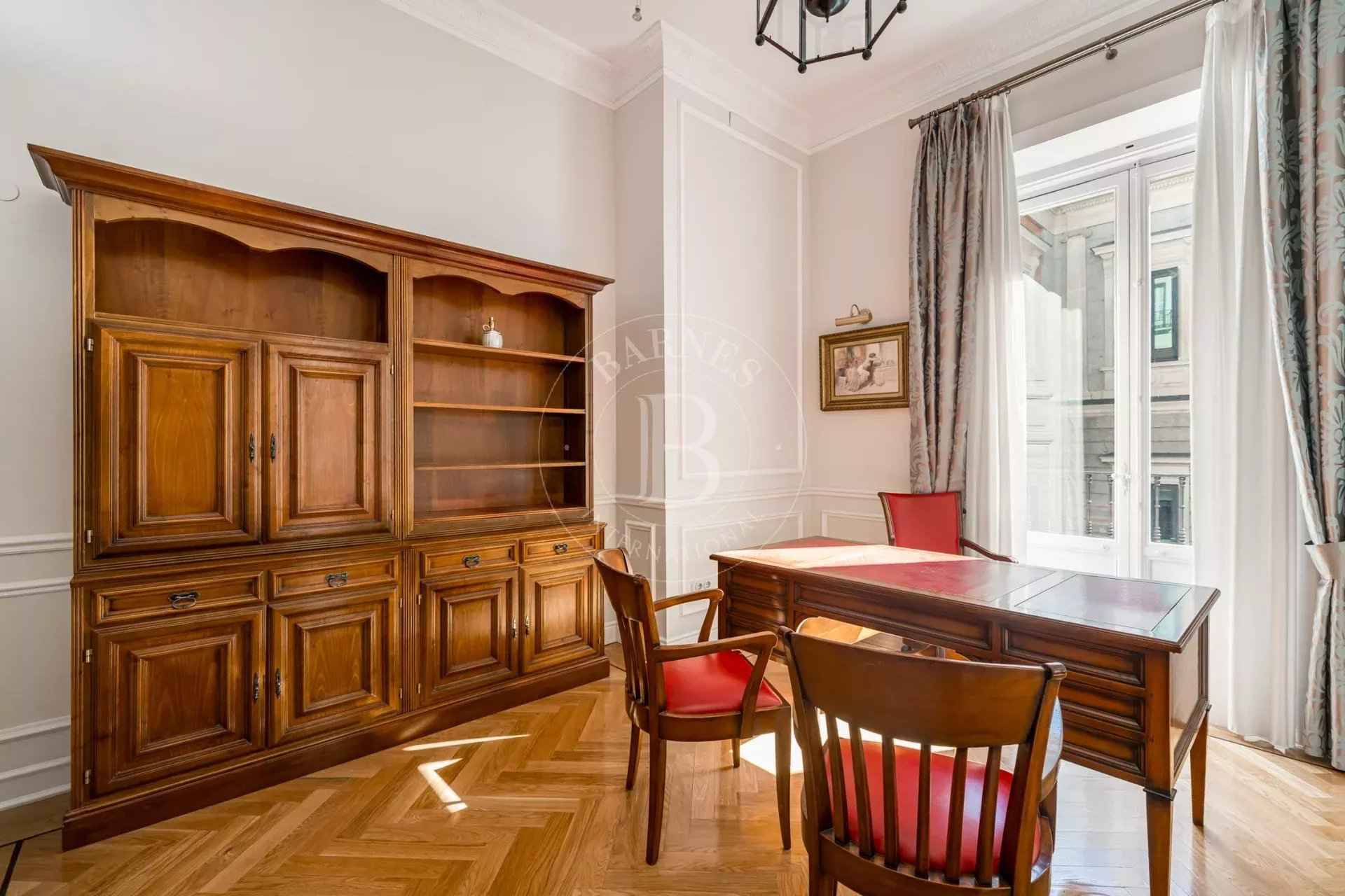 20942404f26e5bb2fc553d03377166f2 e7d154ea65 1920 original - Translation missing: en.helpers.application.image_tag.default_alt