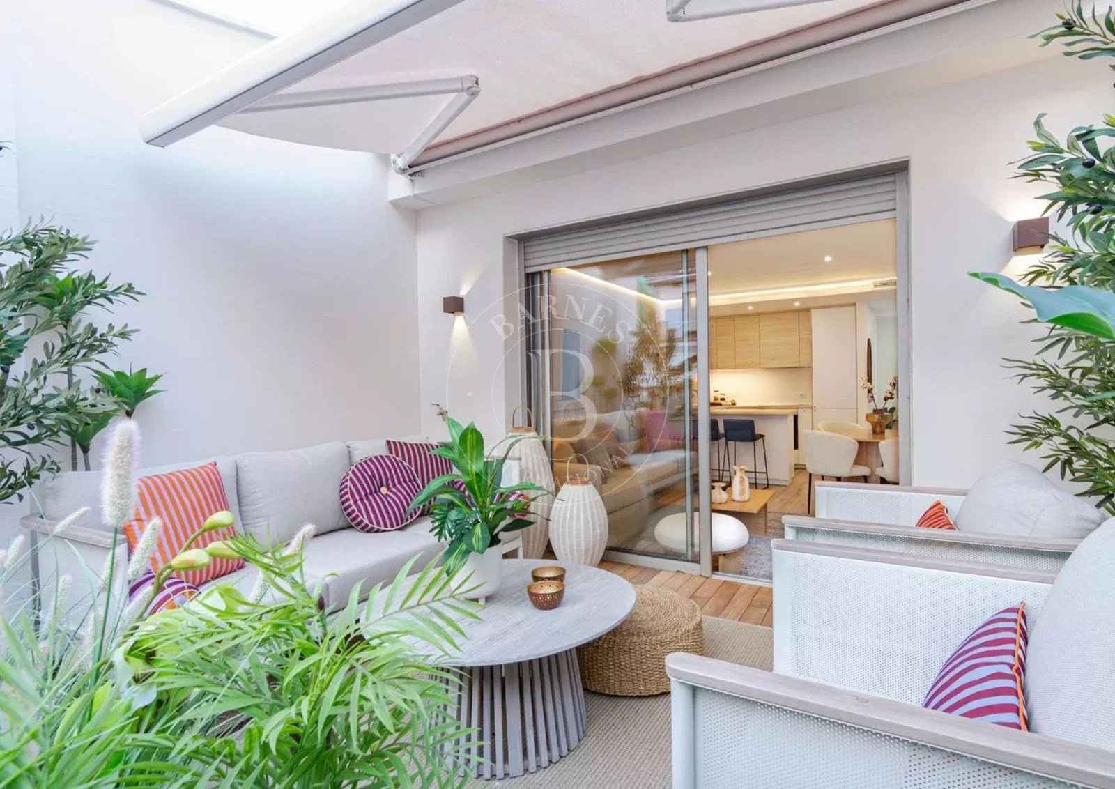 Cd6cf7b946a3bd5fe38b82abcf8b64d7 f0298f3ef8 1600 original - Attribut alt par défaut.