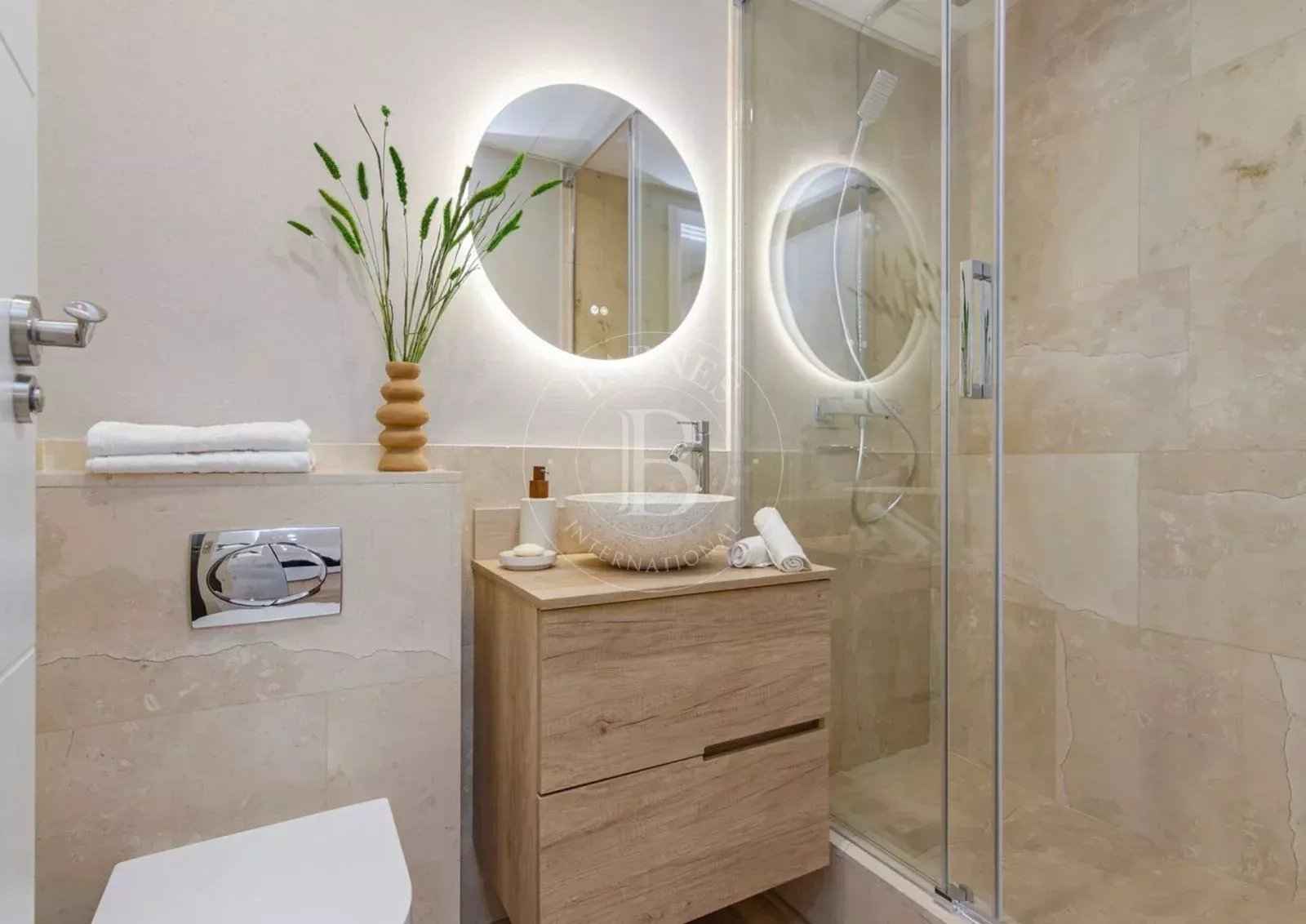 7ff4b2be17ff4dae5732f8ddd8b27900 57c0aa712b 1600 original - Attribut alt par défaut.