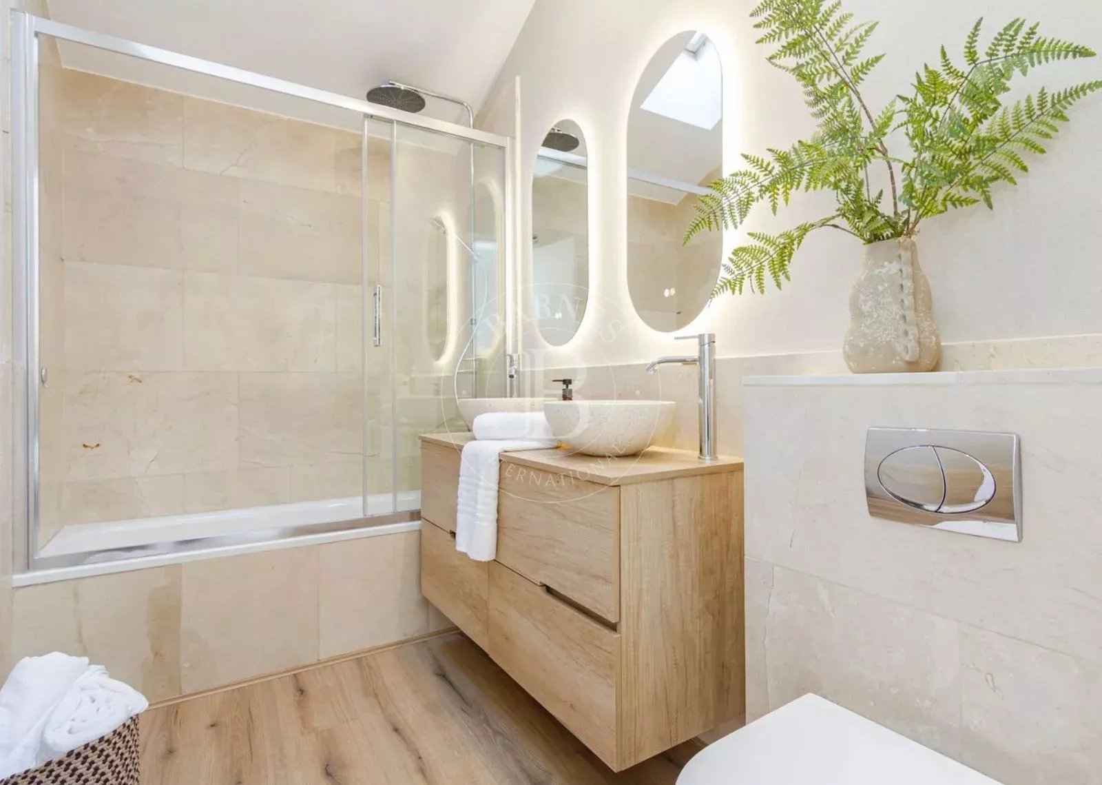 1c589d9e28beae709c668c02382f3e07 ce9e05d59c 1600 original - Attribut alt par défaut.