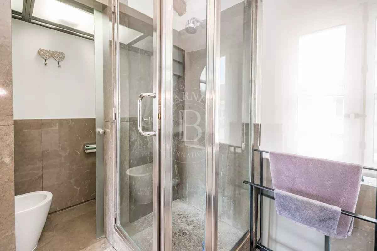 3f0f9610faedf15bca4e5ed7fbe86559 54744cc007 1200 original - Attribut alt par défaut.