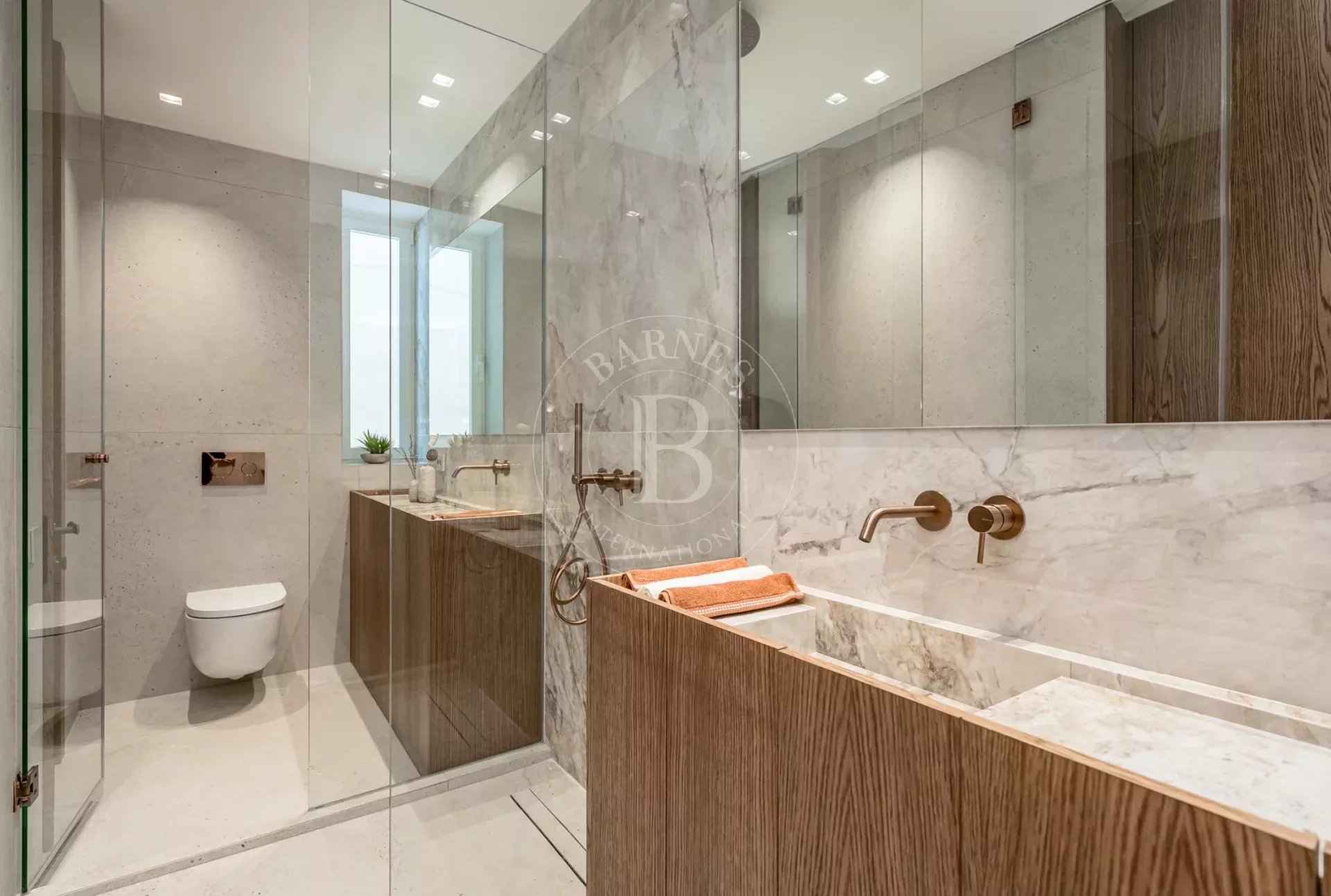 551863d7aae4ca7f0b3c696b5902e1bc 27bae3638f 1920 original - Attribut alt par défaut.