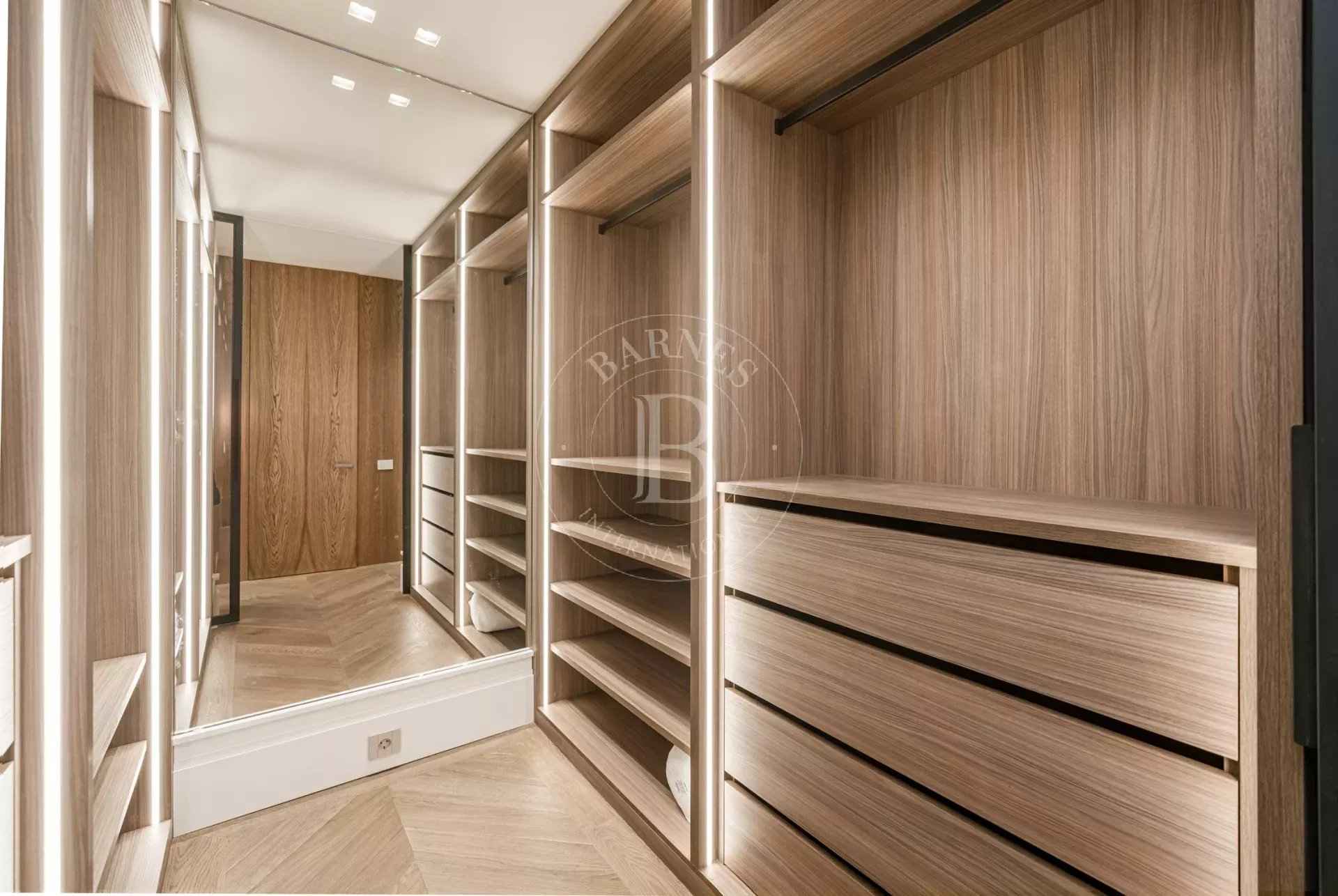 2a6ea80e50de64f58c77fe5b482d4374 1b38e36d48 1920 original - Attribut alt par défaut.