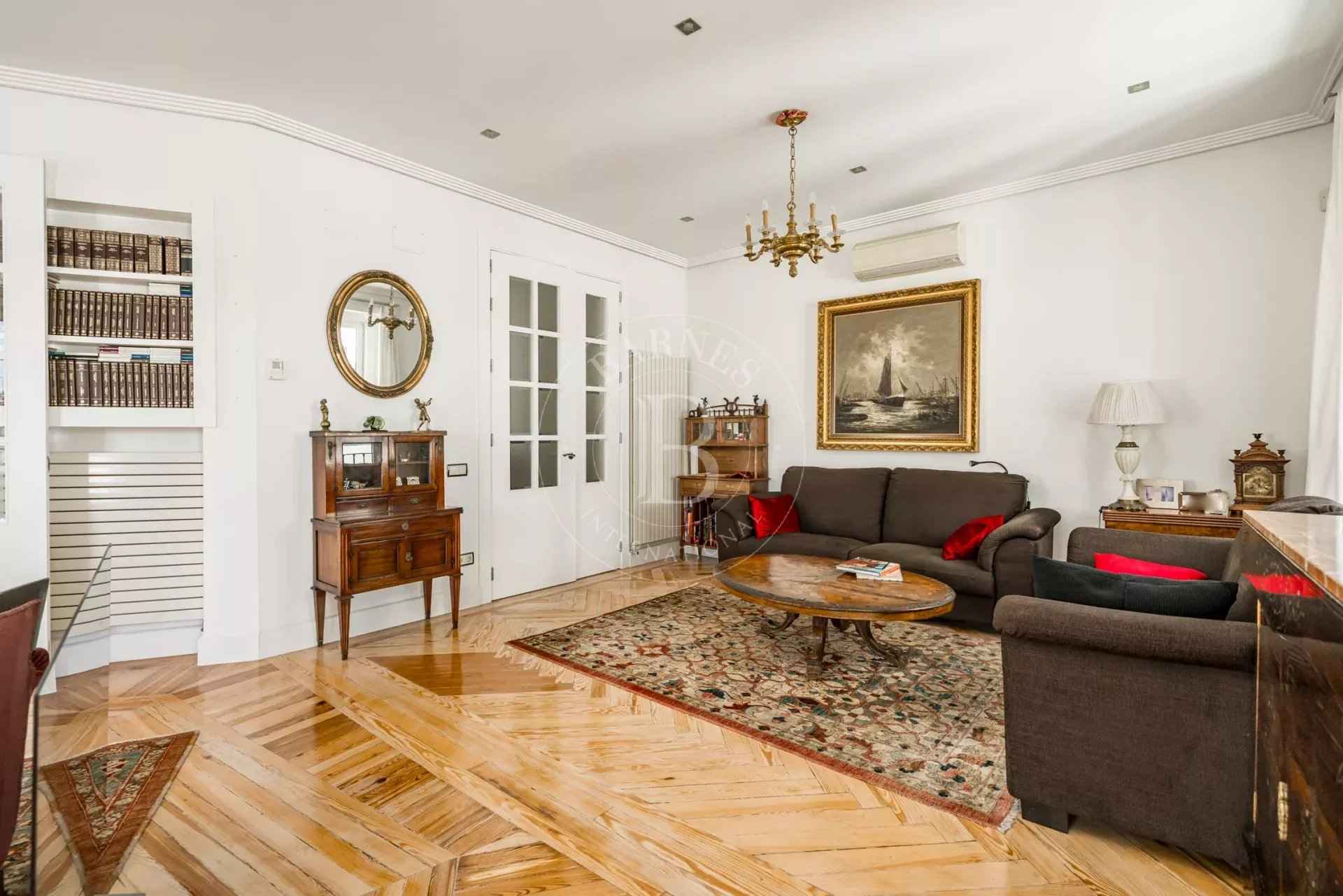 6a7e1eadf16c2c2988d7d1493563f7d7 46534b6b34 1920 original - Attribut alt par défaut.