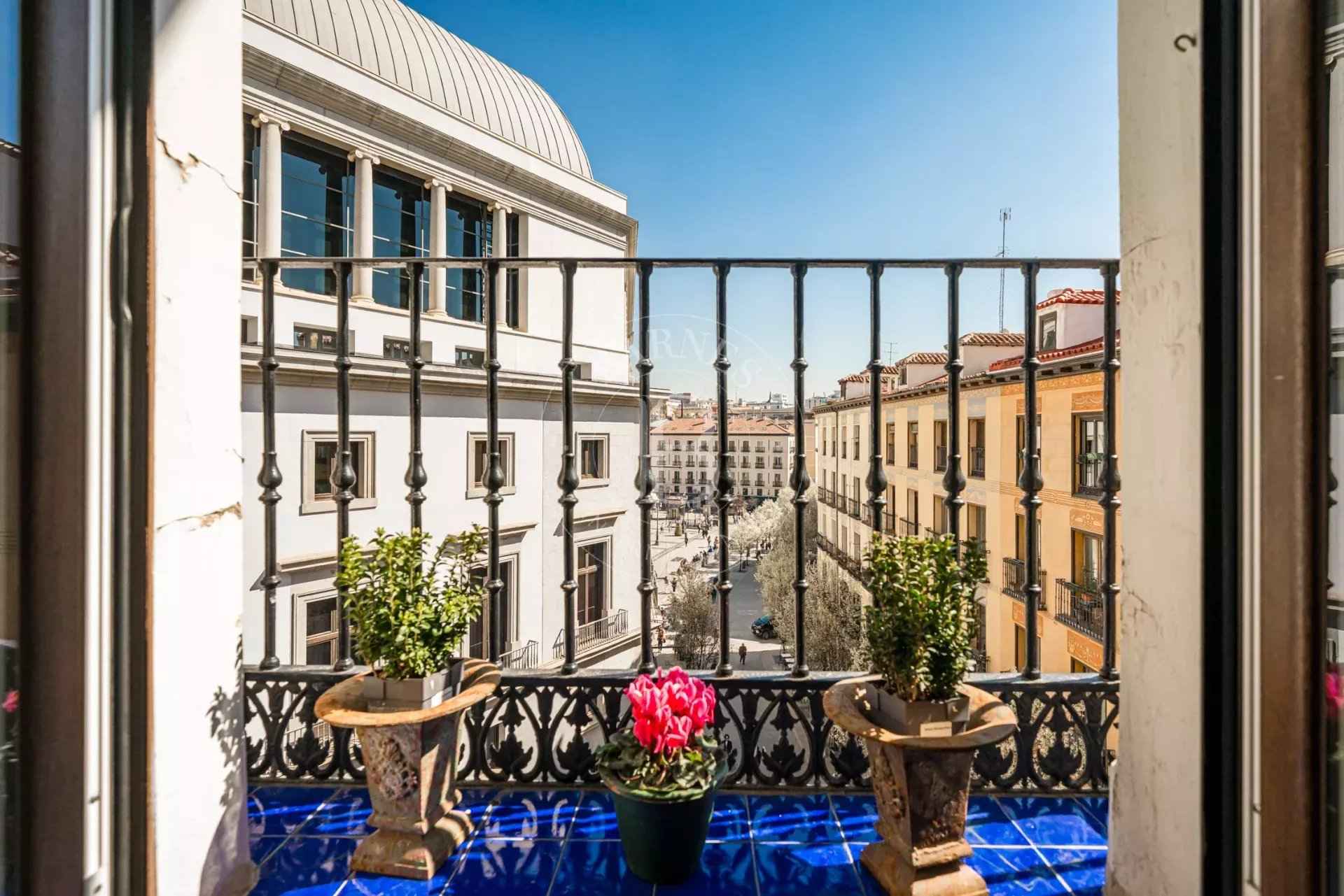 B47f52f7e0308e4dea314335e23b266b 06b31baef1 1920 original - Attribut alt par défaut.