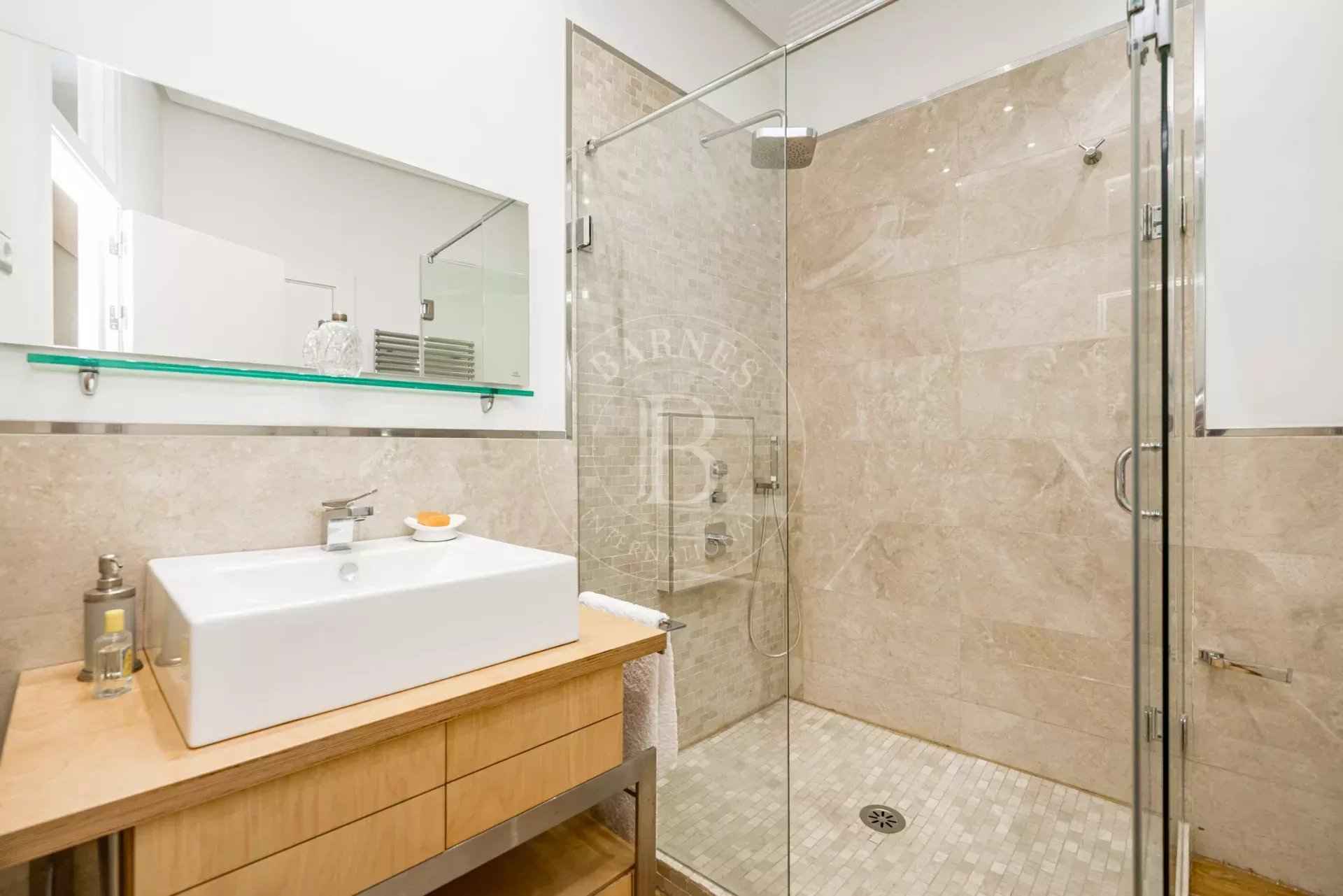 94f8f8c407c10fe0ab5fd39a82d3f02f c46b55defa 1920 original - Attribut alt par défaut.