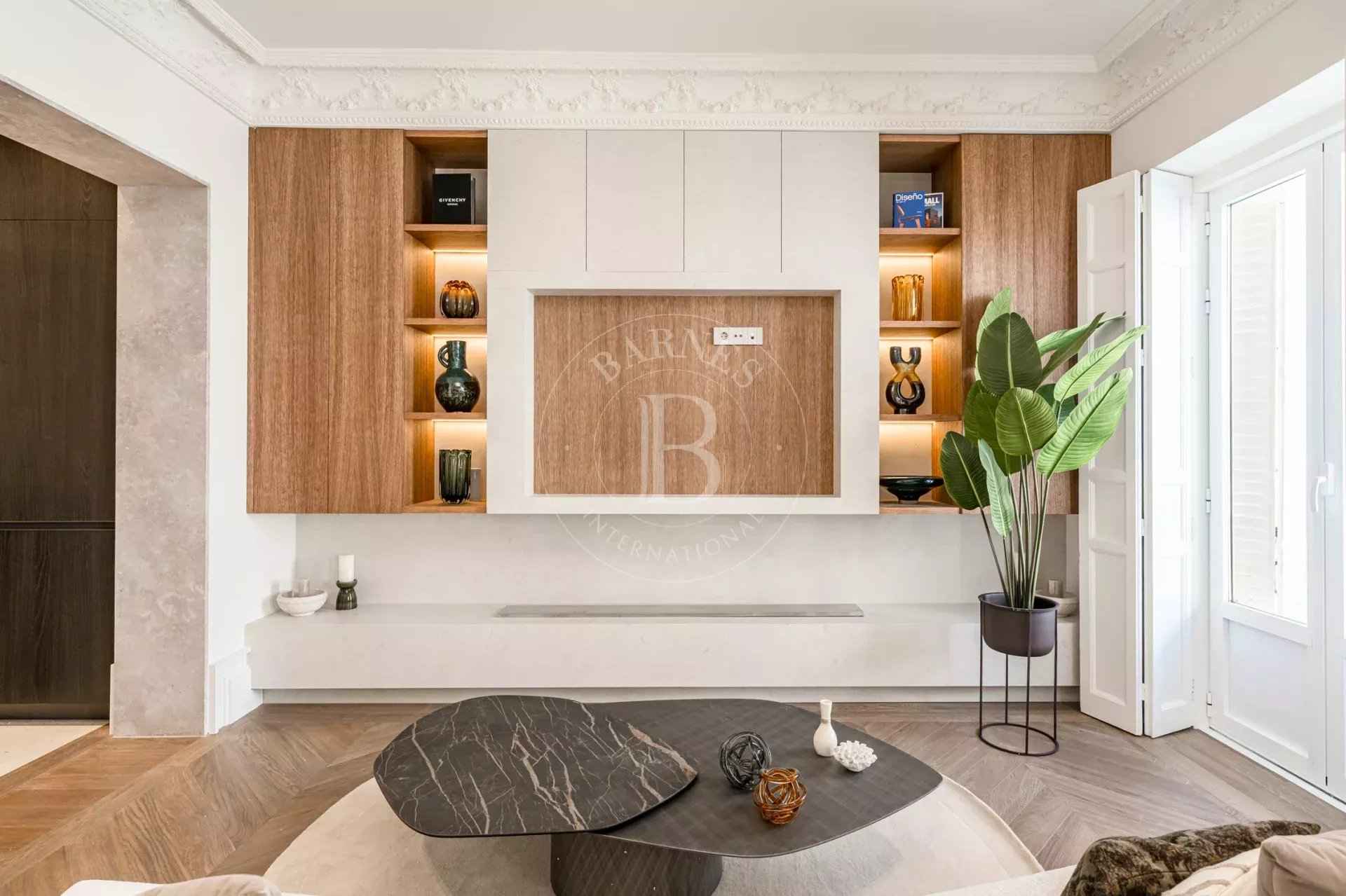 4b4ece7e1f40af42c10b0b2f47aa07a1 e128a086a2 1920 original - Attribut alt par défaut.