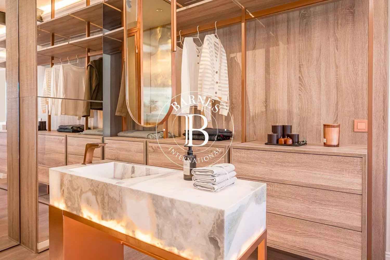 Dcc7f58a23a138fc2c75bb0281664437 e12dd8704f 1500 original - Attribut alt par défaut.