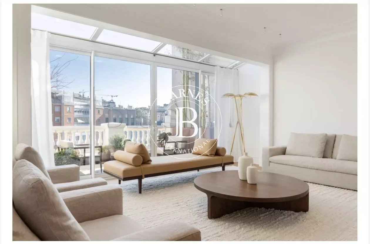 Fcdcd377428ce9f44760c9abf0f0f021 20134a0f6a 1260 original - Translation missing: en.helpers.application.image_tag.default_alt