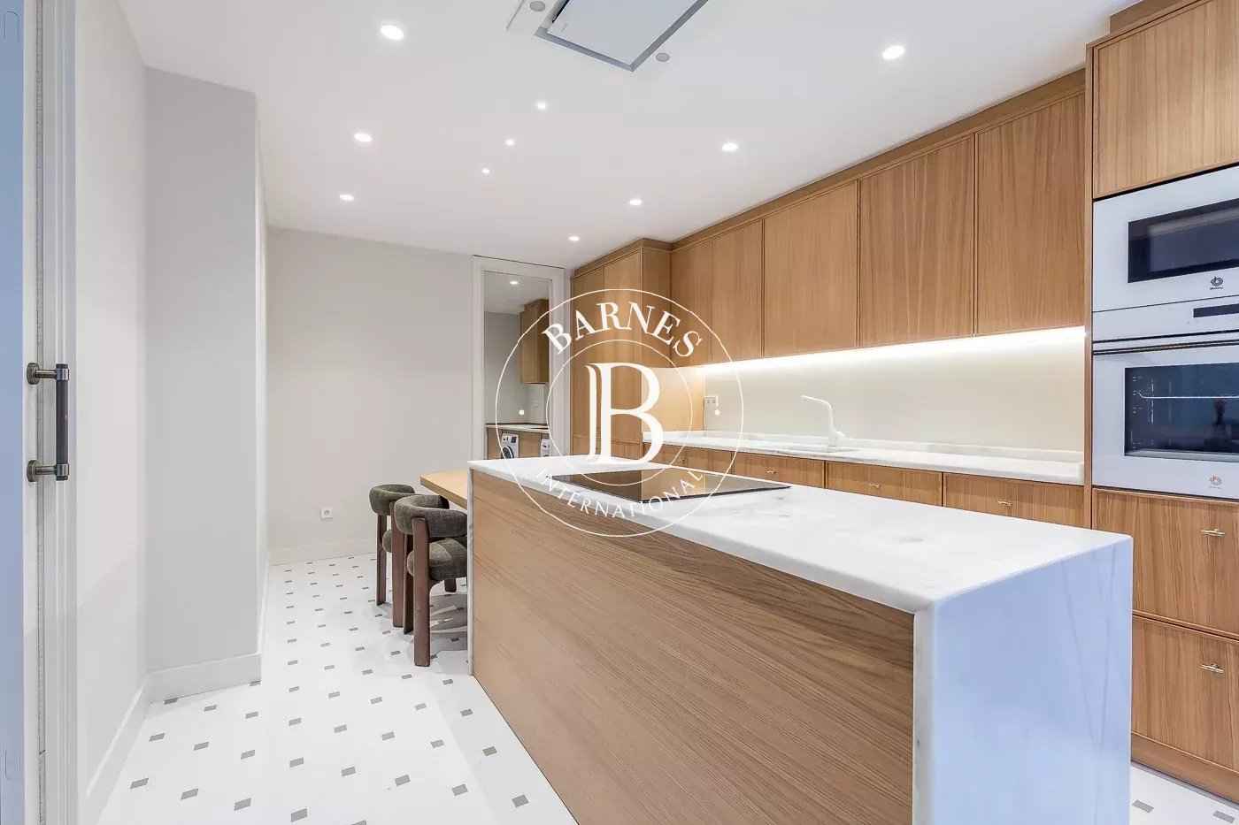 3fc50f6f5a8ba5886f6f3a2061f674b1 28536aaf8c 1400 original - Translation missing: en.helpers.application.image_tag.default_alt