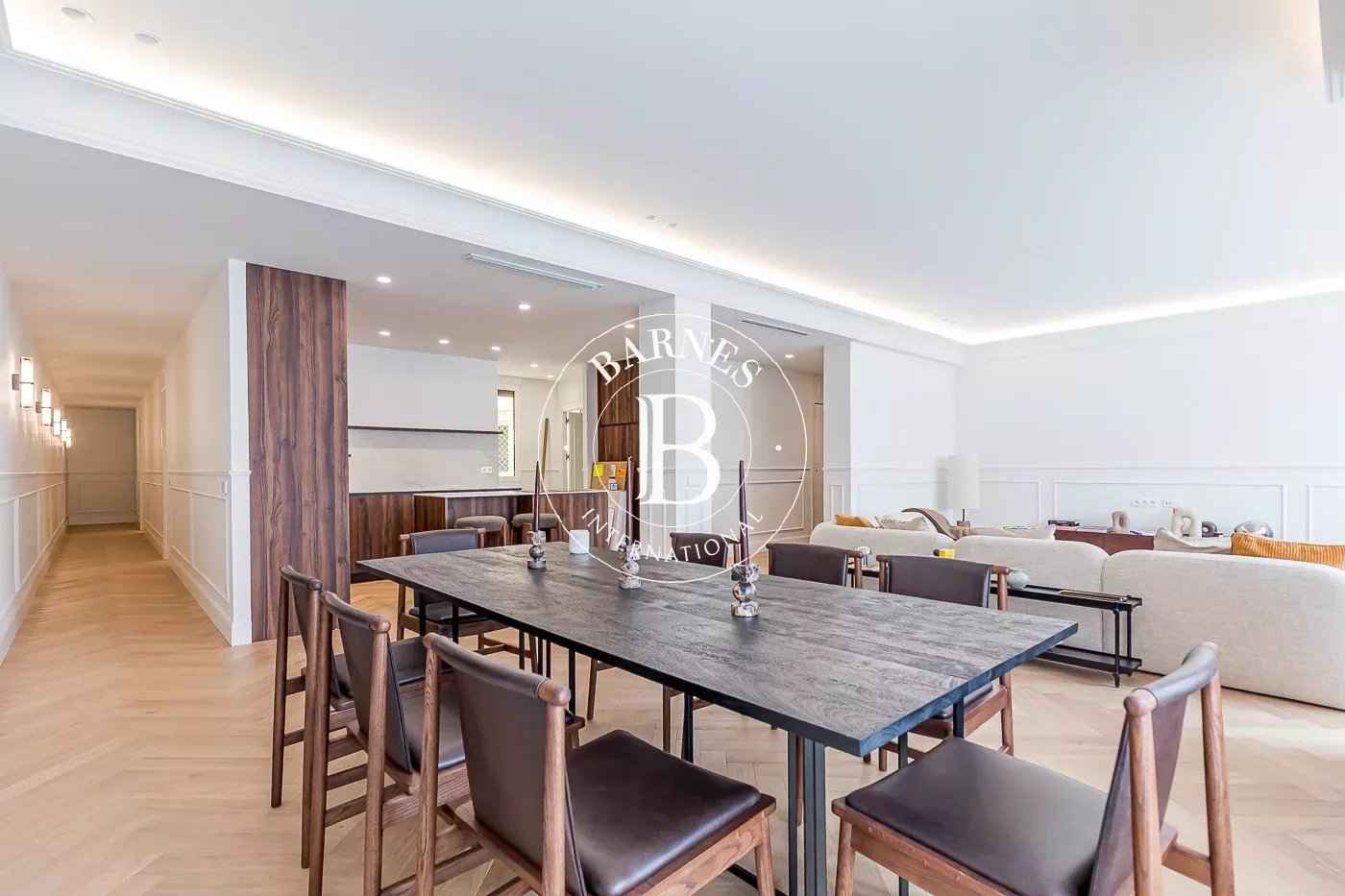 97af00af66f709404b08dcbedc5d76dd 0beb4f640e 1400 original - Translation missing: en.helpers.application.image_tag.default_alt