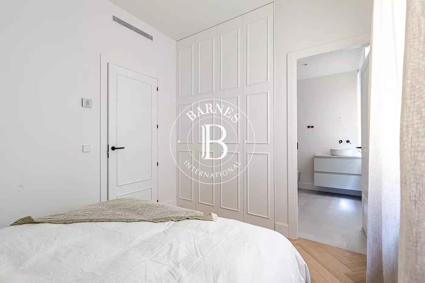 Fb707885de301c37a6960160deb956a2 5ac7655bf9 1400 original - Translation missing: en.helpers.application.image_tag.default_alt