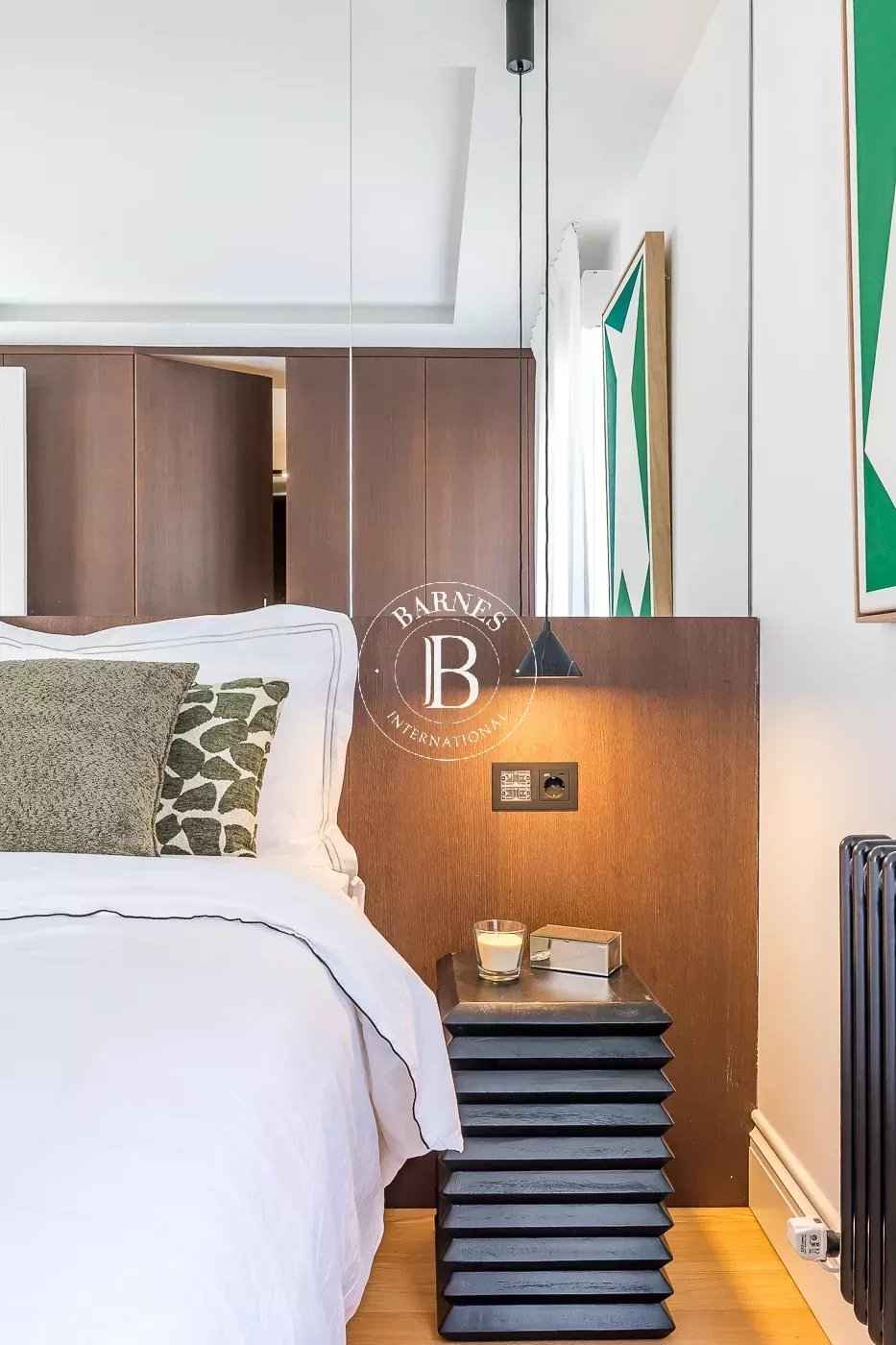 7f7fb66944c5998c3f308c95c32e917e 86023a0d8e 1400 original - Translation missing: en.helpers.application.image_tag.default_alt