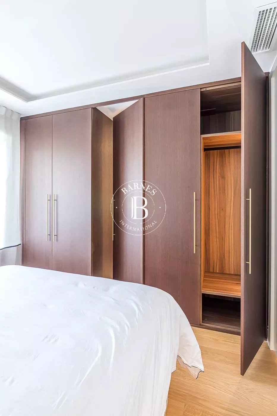 A75782ce473f4db9b985c69232df709a 02806f92c3 1400 original - Translation missing: en.helpers.application.image_tag.default_alt