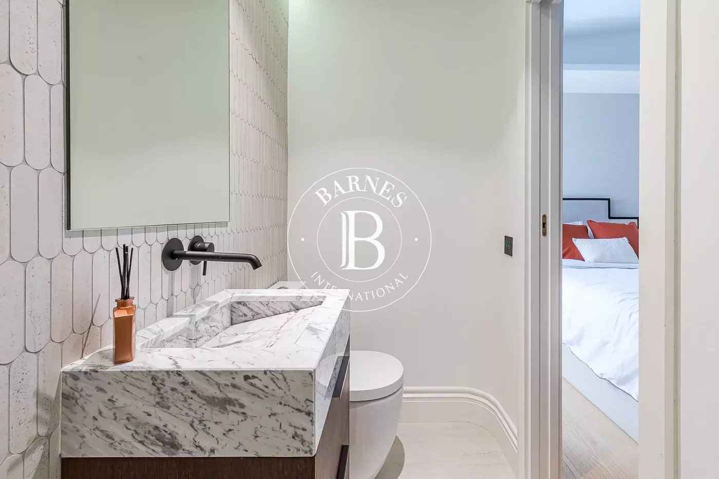 9331e19aced1d2bac7c9e342bd1417b5 9f9019f3cd 1400 original - Translation missing: en.helpers.application.image_tag.default_alt