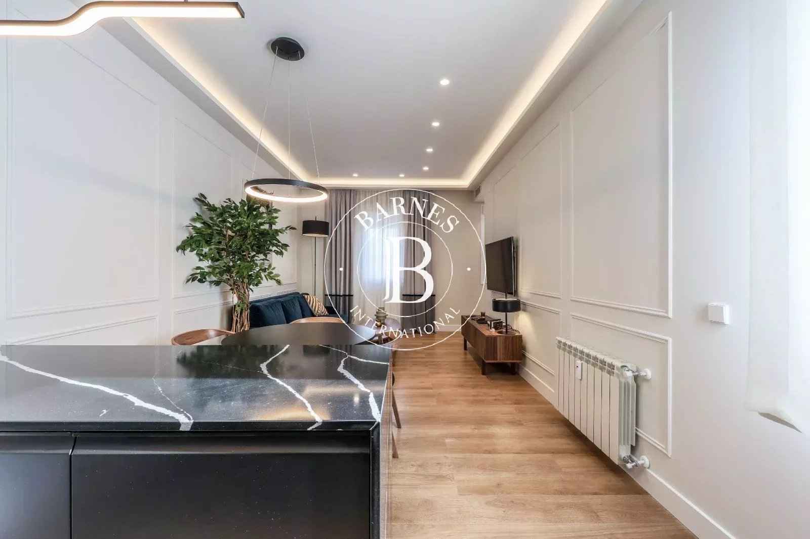 8f22bb7f4e5810736607275f3f951d39 061dfa4234 1600 original - Attribut alt par défaut.