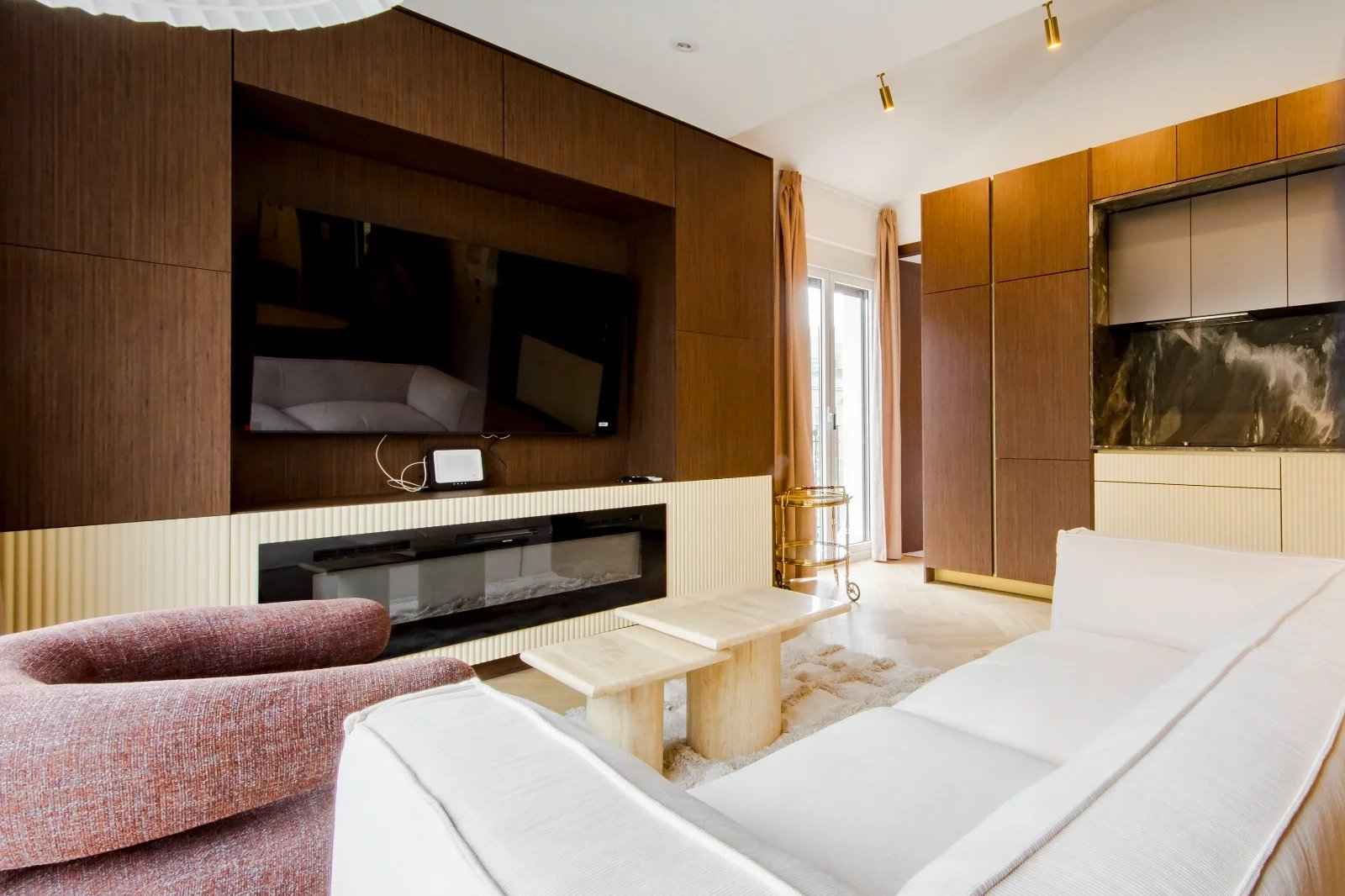 D3ca83393686a507560ecfa323c49d7a 7f7e9b835b 1600 original - Attribut alt par défaut.