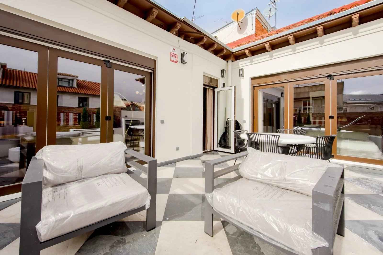 6bcc765b92628411abc677b4553daf5a 340001307c 1600 original - Attribut alt par défaut.