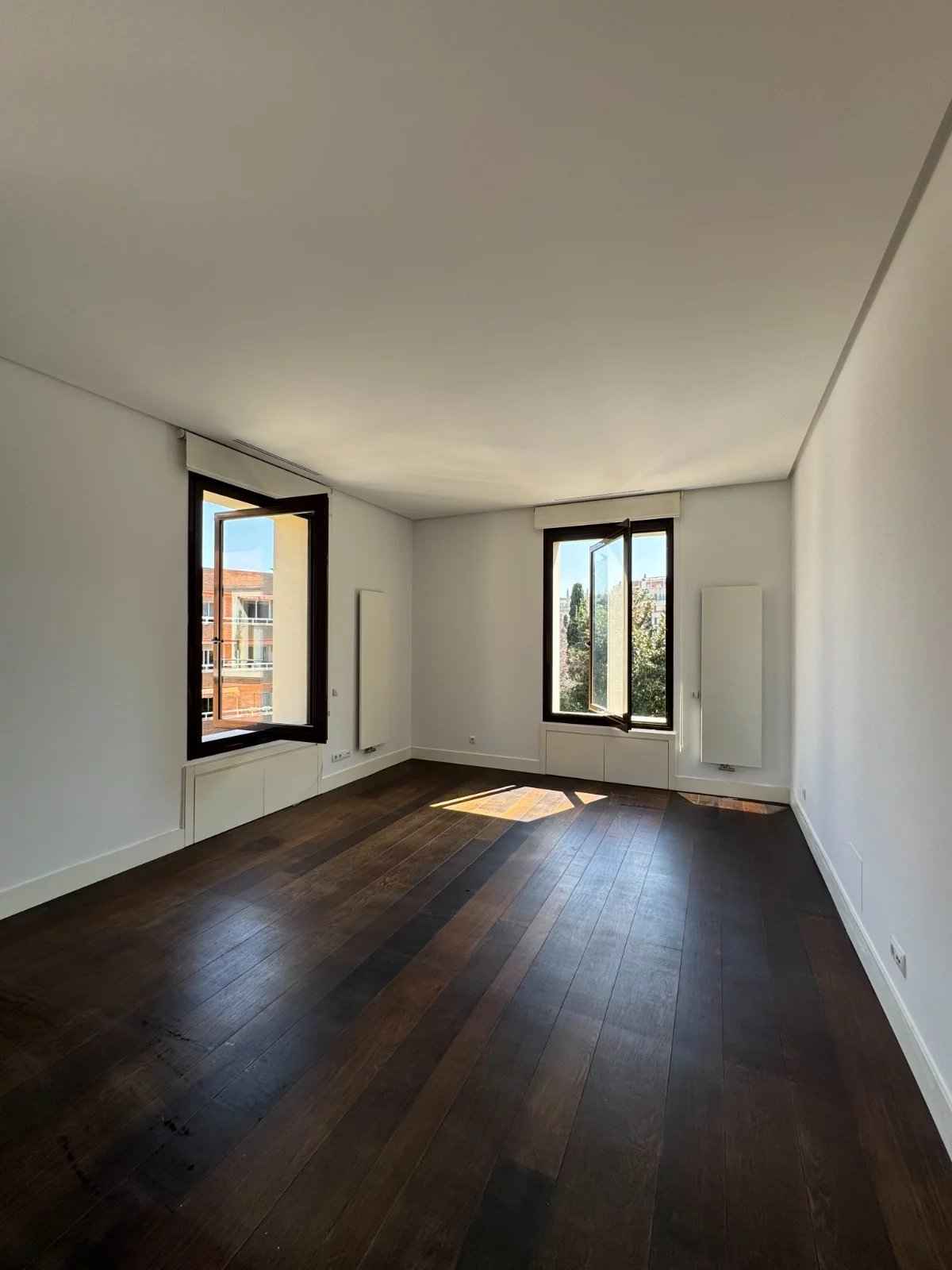 7b00227dea79f6ff566d3f974d8ef85e 79e4f573f2 1600 original - Translation missing: en.helpers.application.image_tag.default_alt