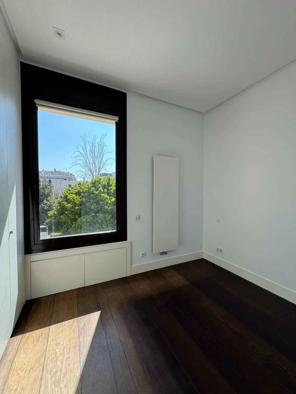 77071b170e9a8c56fad86f910a38610c b2d60556a0 1600 original - Translation missing: en.helpers.application.image_tag.default_alt