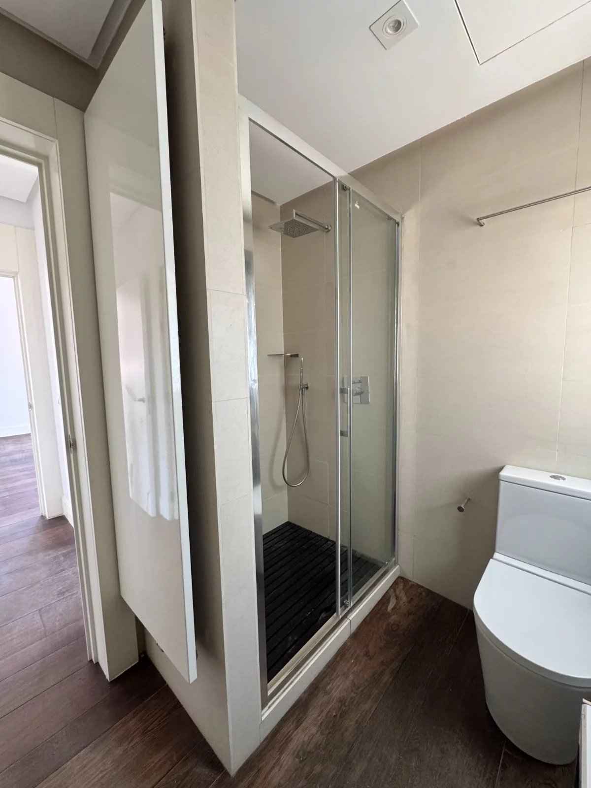 23c5be846504a2c4548ff3279622dc79 ce0e31f844 1600 original - Translation missing: en.helpers.application.image_tag.default_alt