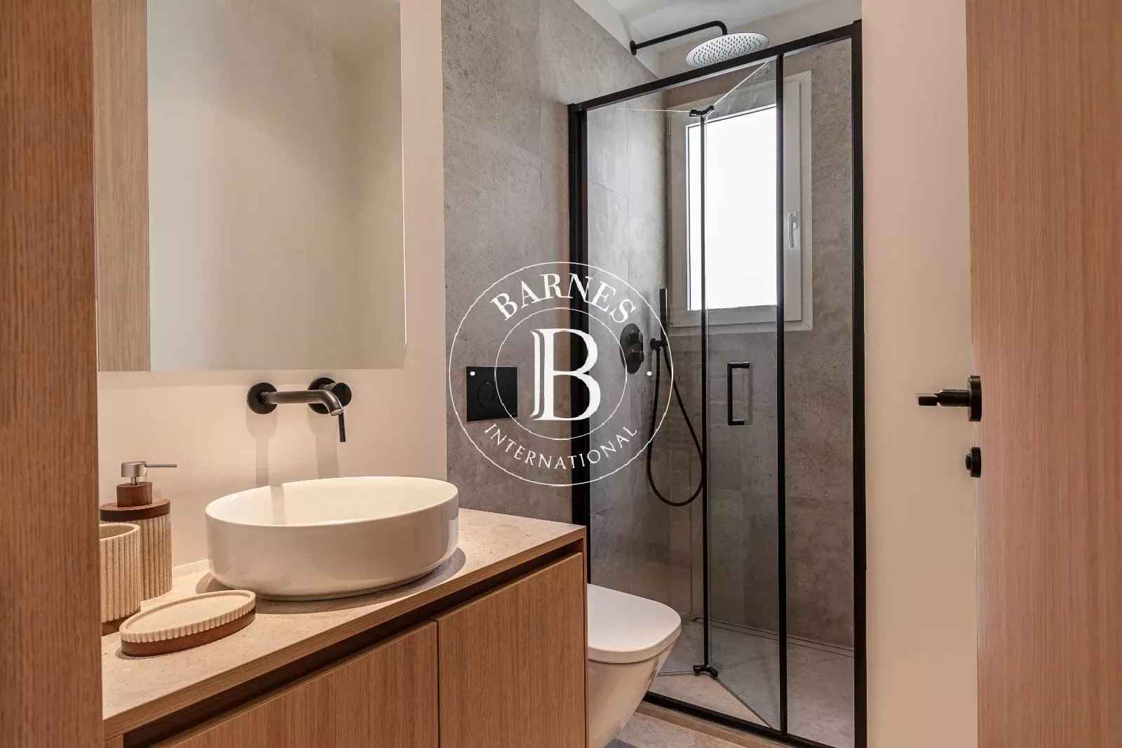 B15fd5d5a4af152c273c75ac86b0b9ab d7f1cff4c4 1600 original - Attribut alt par défaut.