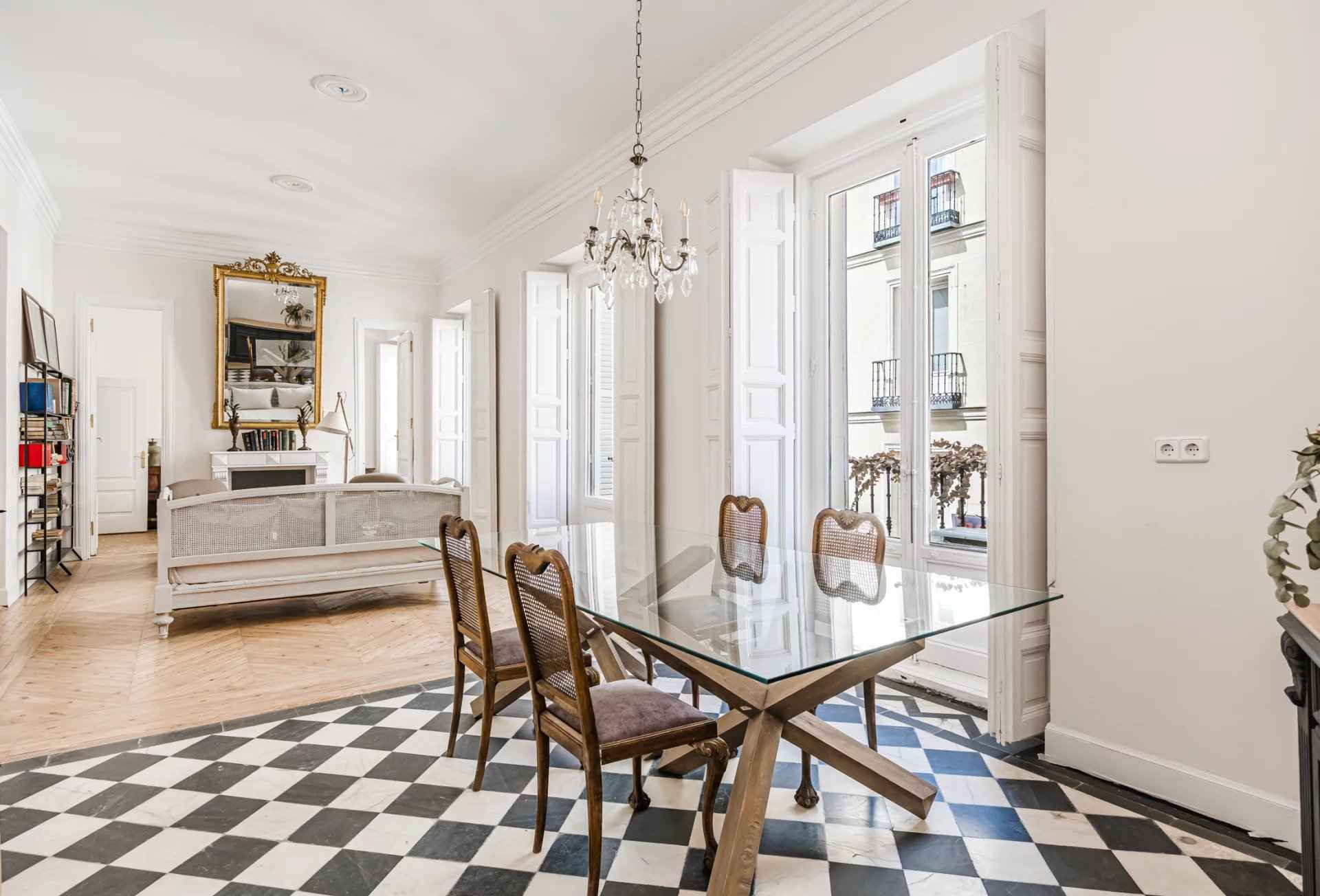 28eb7600848b8250ec6369304e6ac6ea 3674c8f00b 1920 original - Attribut alt par défaut.