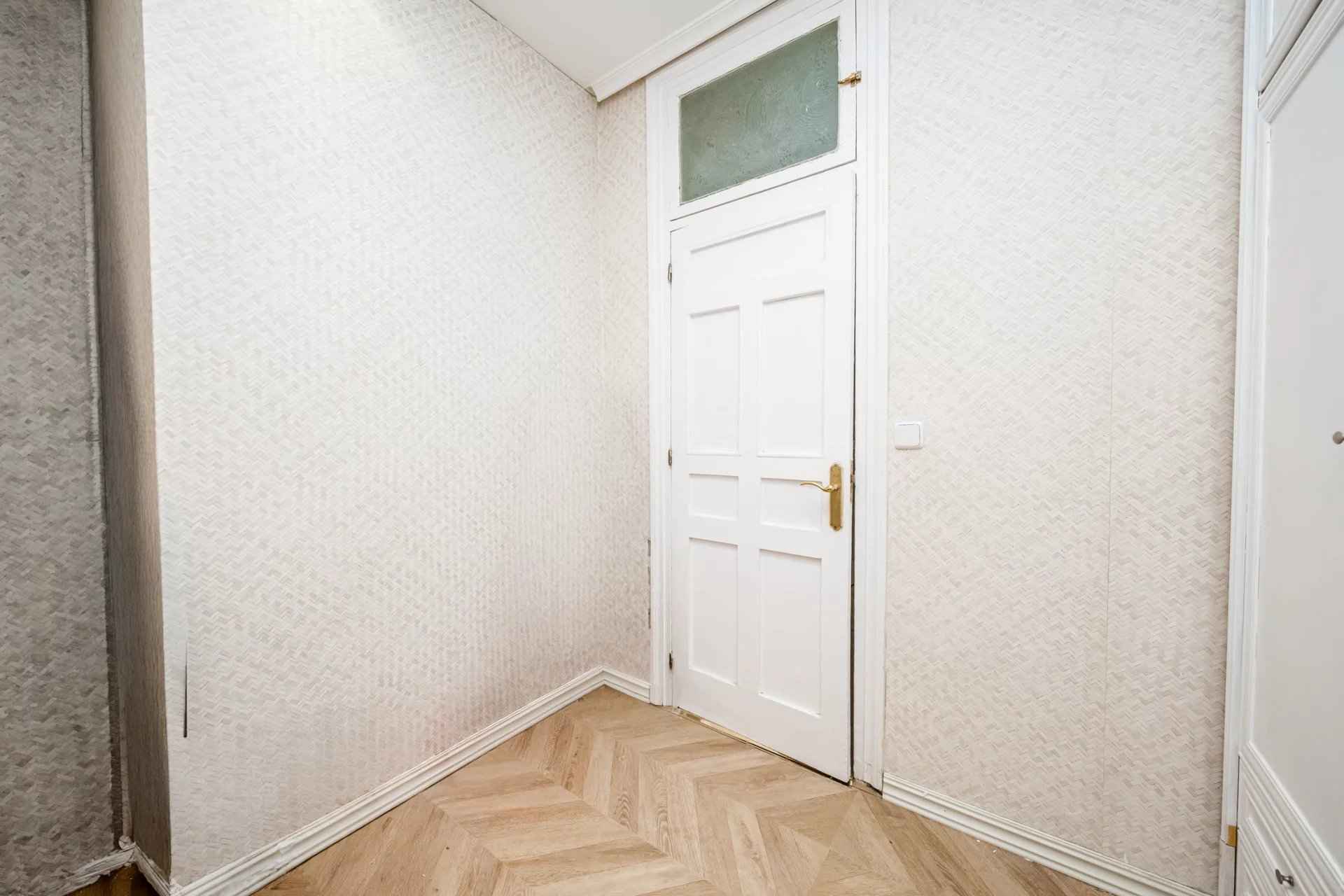 2b7e82dba8fa7ba3ca4fffcdc6603983 df280f87f0 1920 original - Attribut alt par défaut.