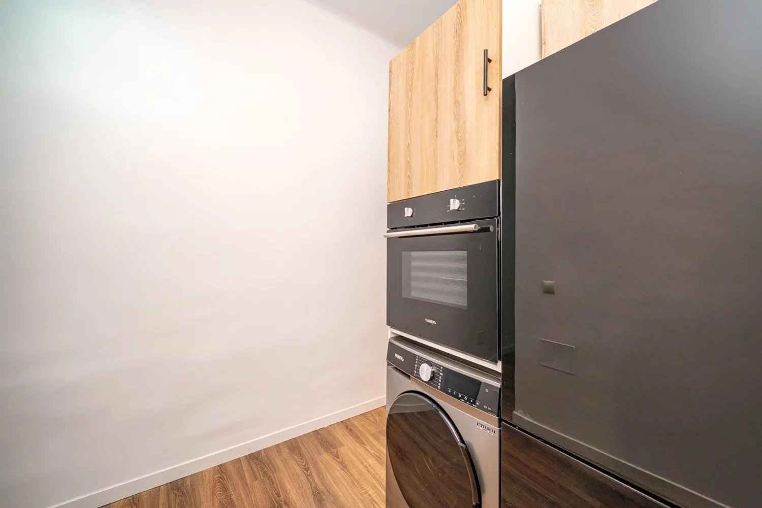 E827d6f6cc750bc5e9dc187332b832aa 5dd838f8c3 1500 original - Translation missing: en.helpers.application.image_tag.default_alt